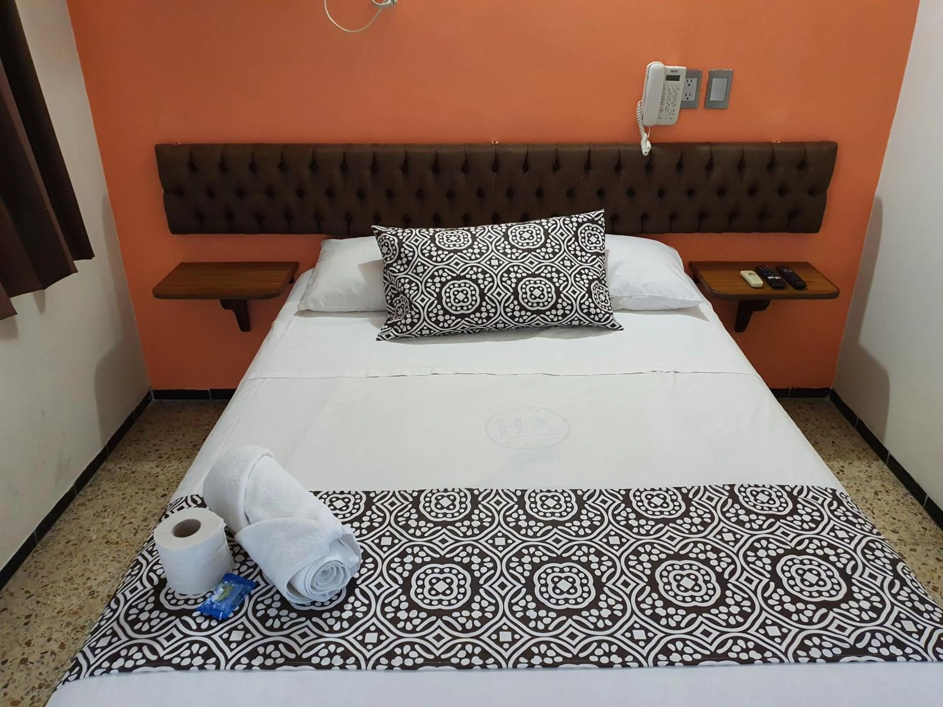 Photo of the whole room, Bed in Hotel Atlantico a 150 mts de Playa Martí