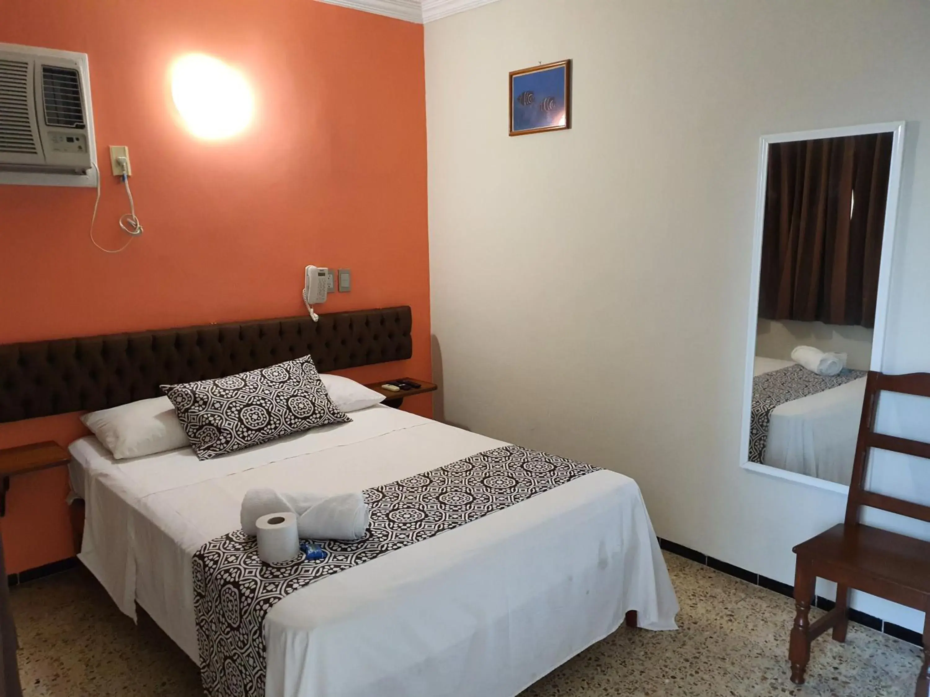 Double Room in Hotel Atlantico a 150 mts de Playa Martí Double Room in Hotel Atlantico a 150 mts de Playa Martí