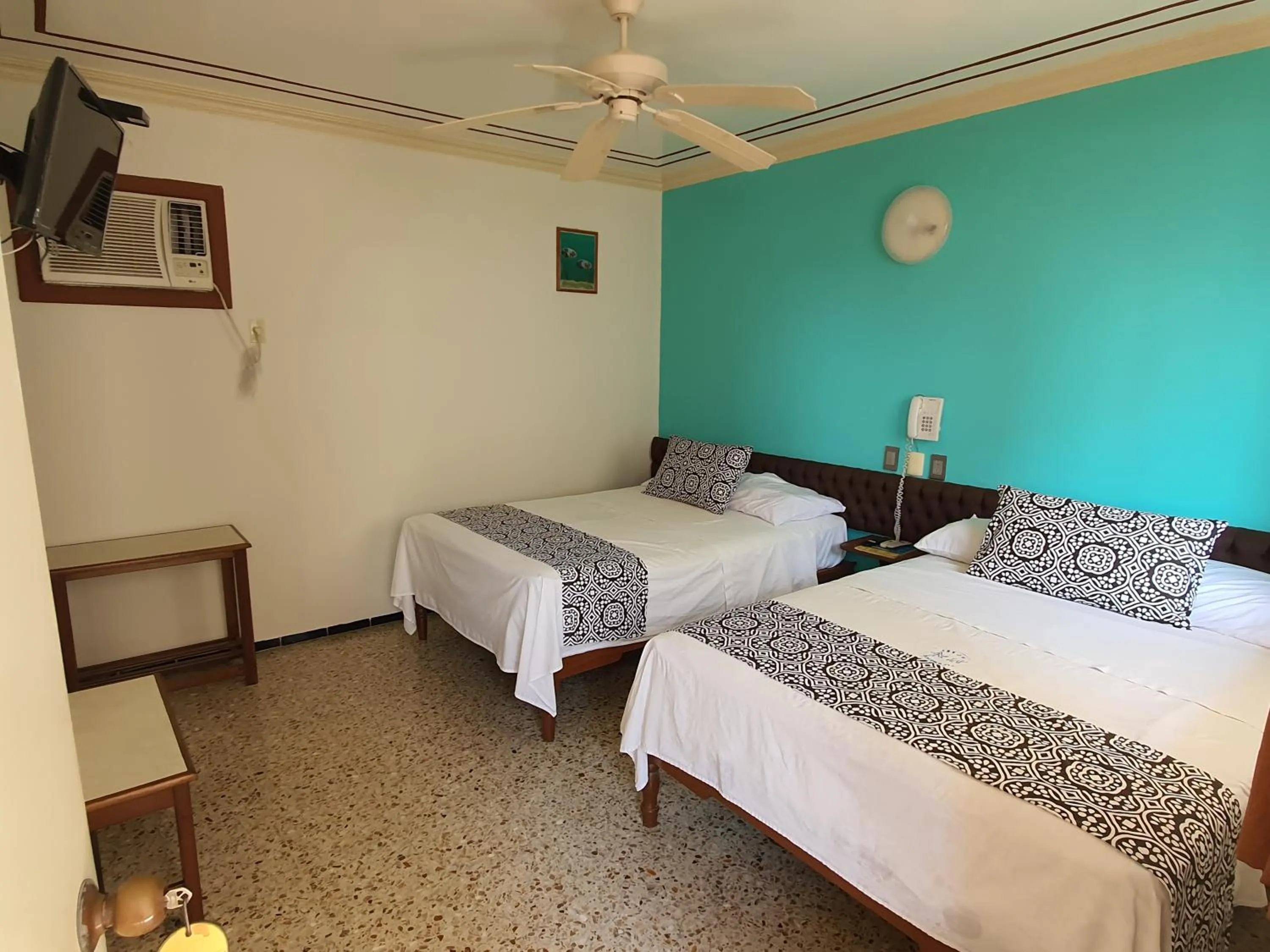 Photo of the whole room, Bed in Hotel Atlantico a 150 mts de Playa Martí