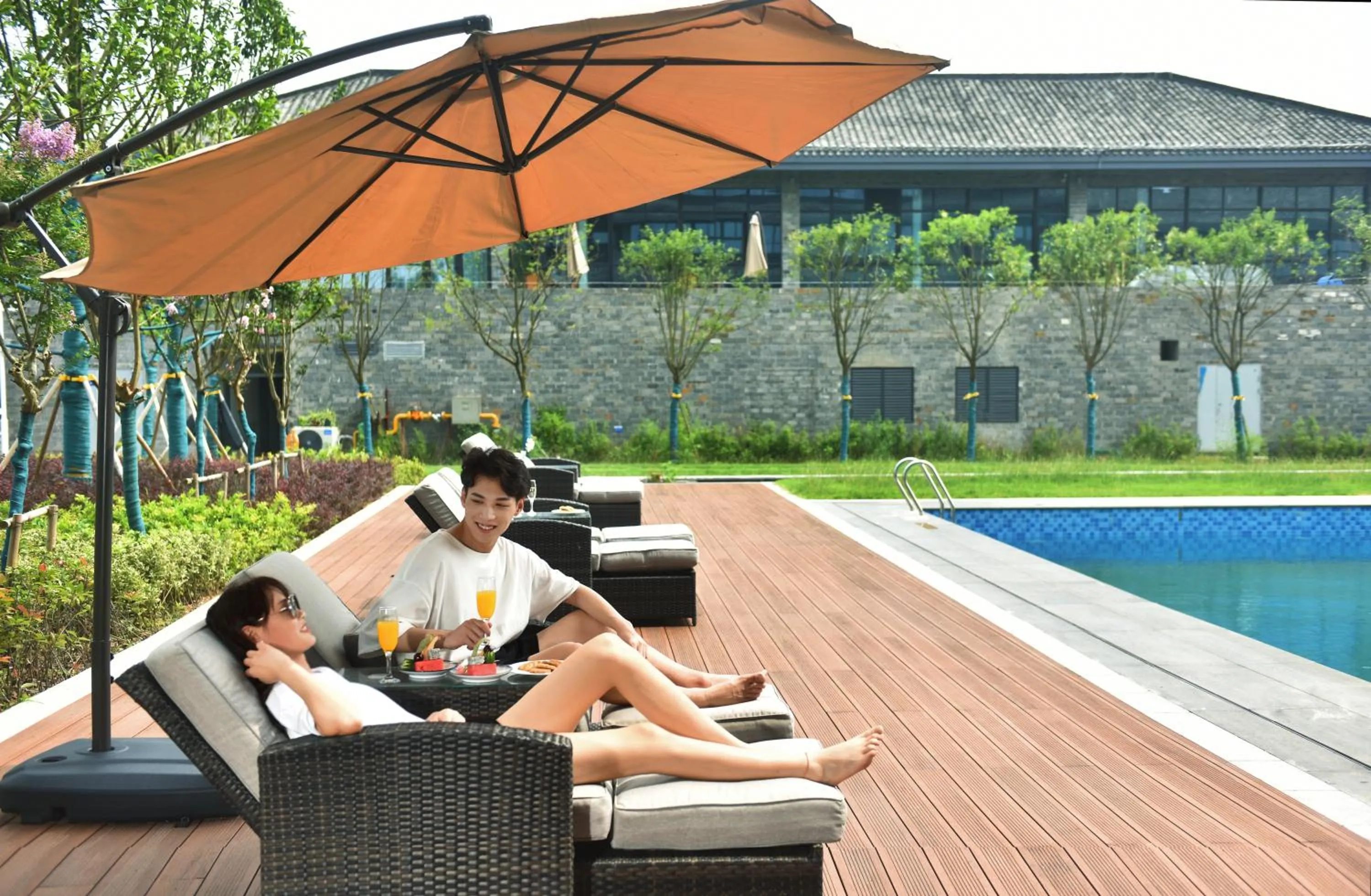 Swimming pool in Jinling Onejoy Hotel