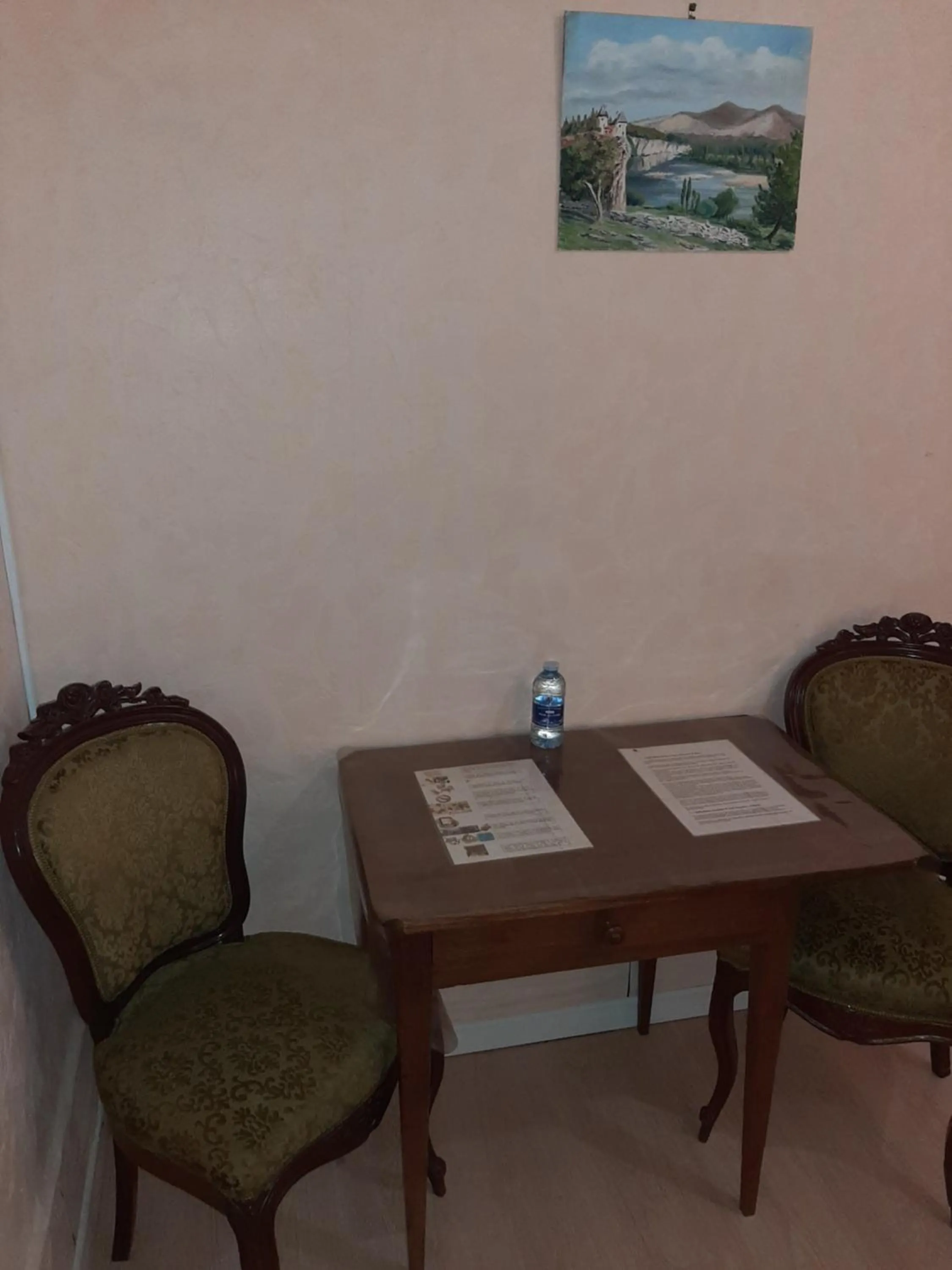 Photo of the whole room in La Coutrotte Becquine