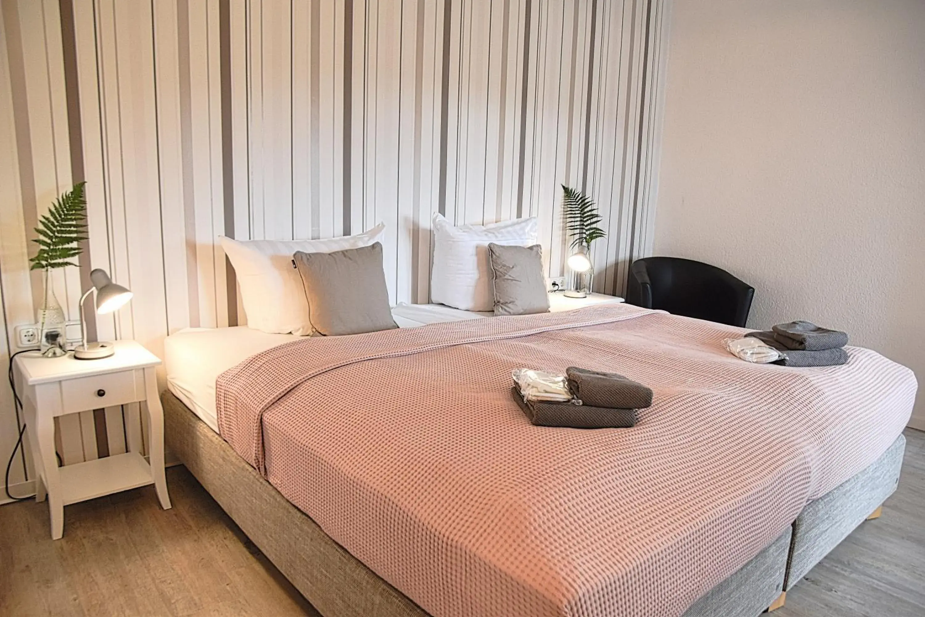 Triple Room with Mountain View in Hotel Rosenhof Braunlage Triple Room with Mountain View in Hotel Rosenhof Braunlage