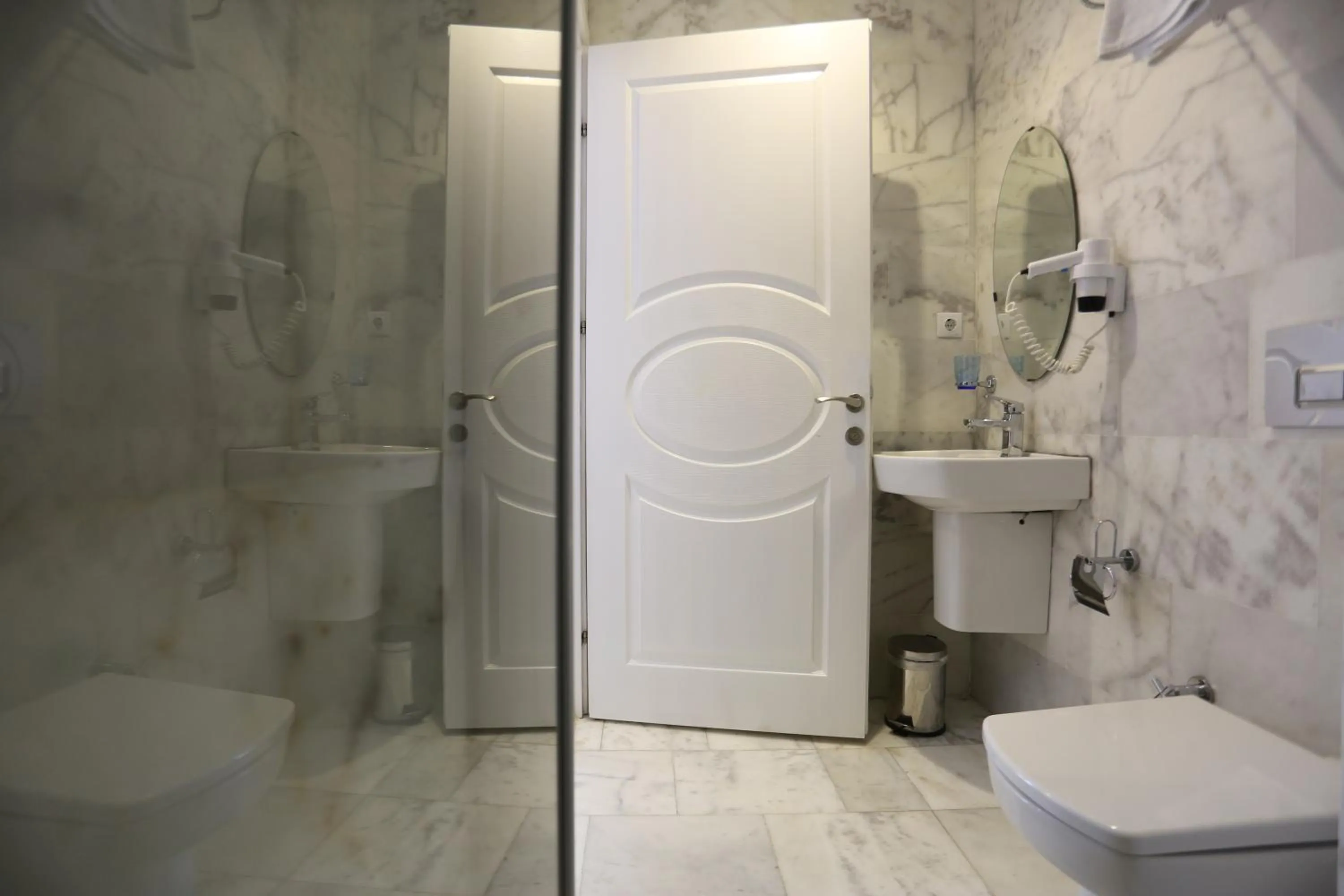 Toilet in Mosso Boutique Hotel