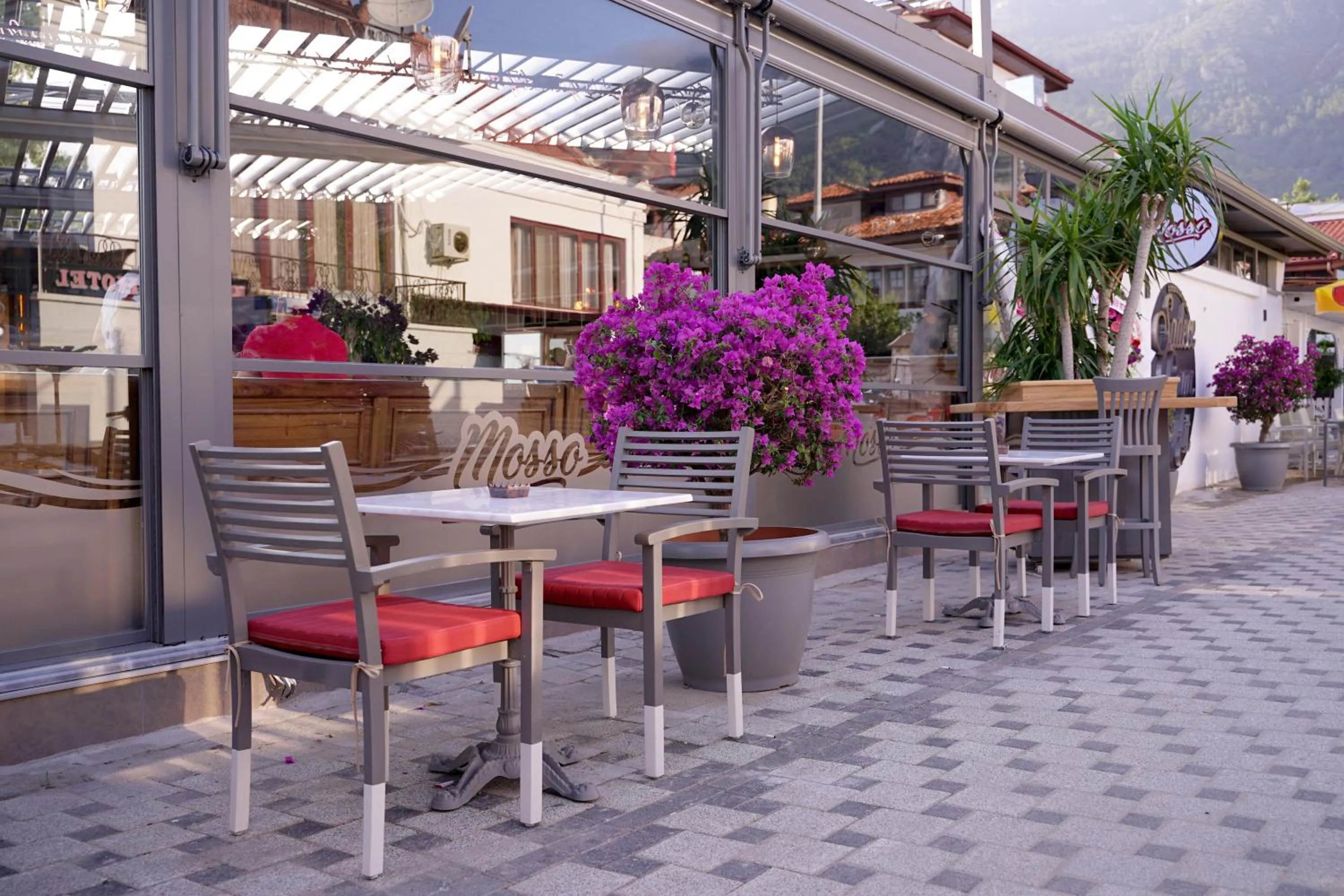 Restaurant/places to eat in Mosso Boutique Hotel