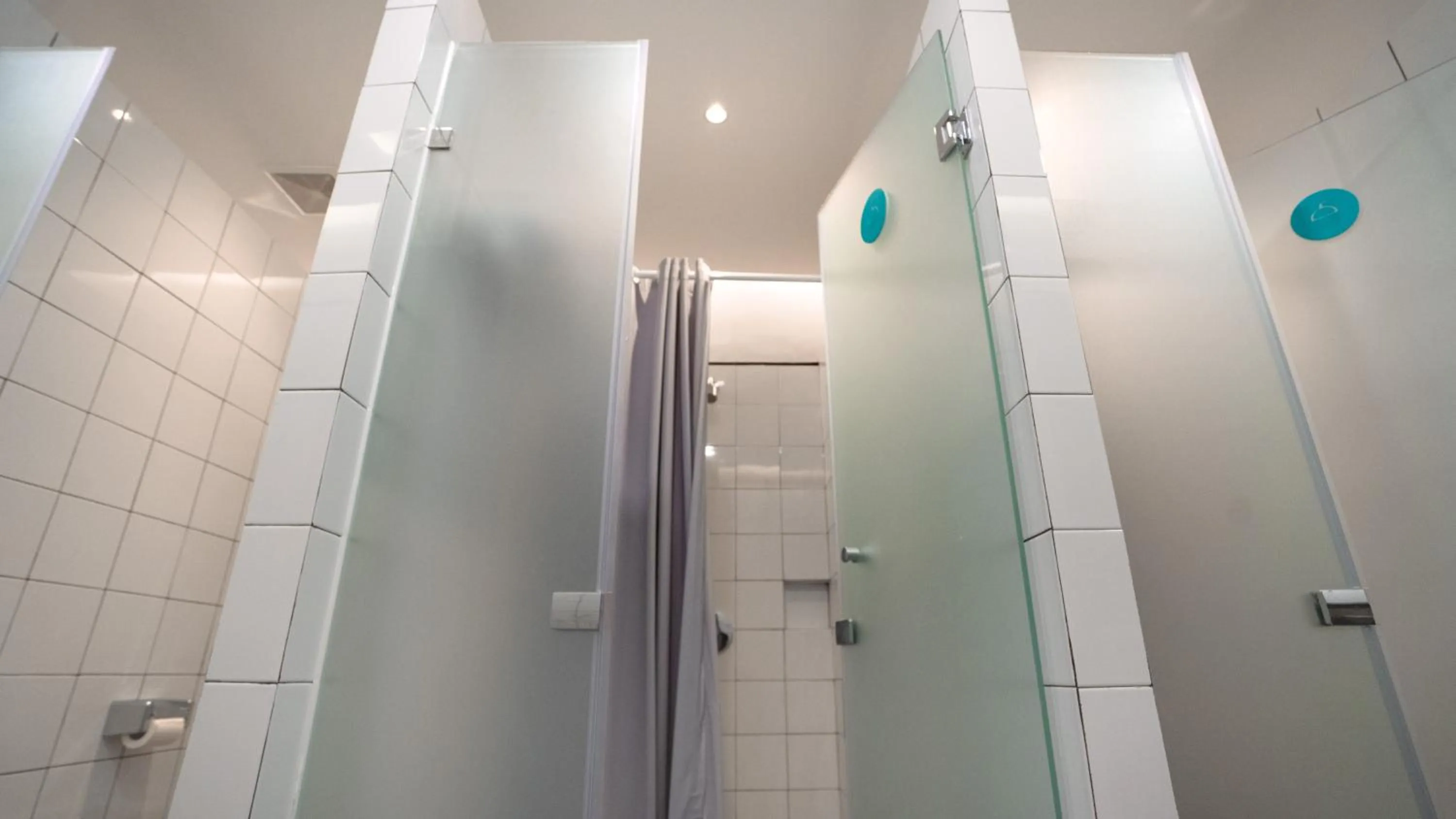 Bathroom in Bobopod Malioboro, Yogyakarta