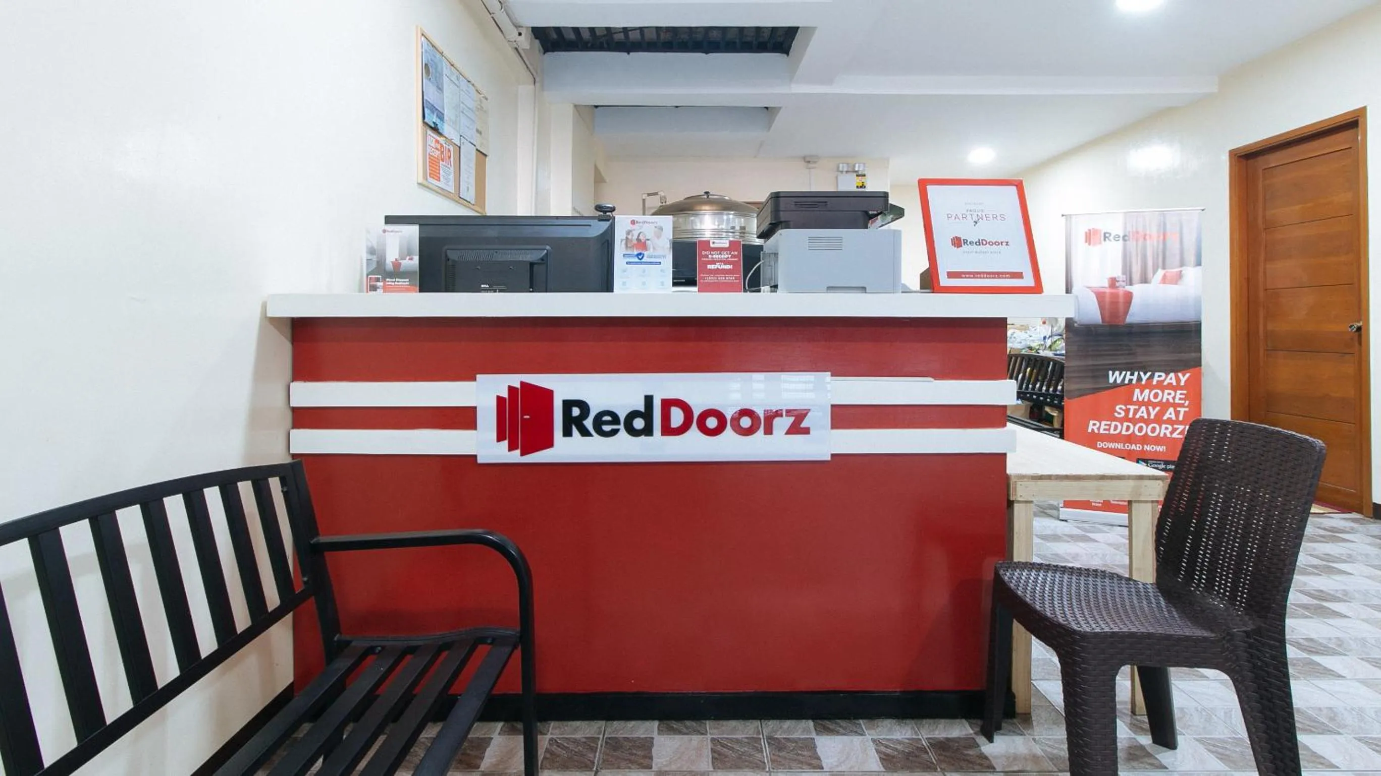 Property logo or sign in RedDoorz Plus near Uptown BGC Mall