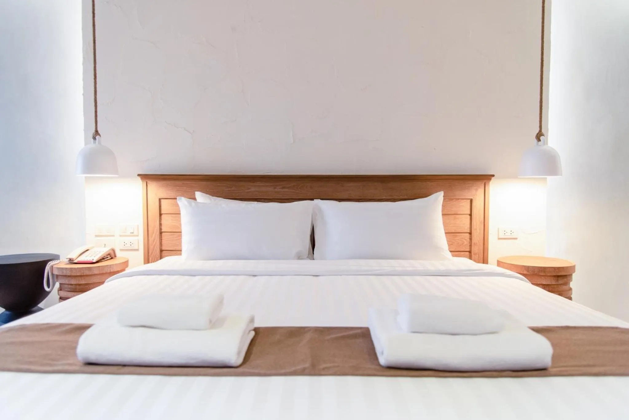 Bed in Saksiam Lakeside Resort