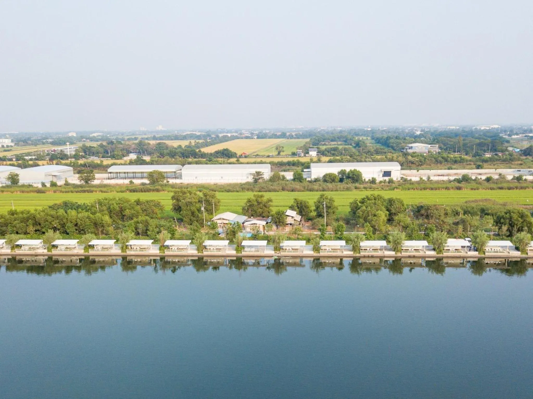 Saksiam Lakeside Resort