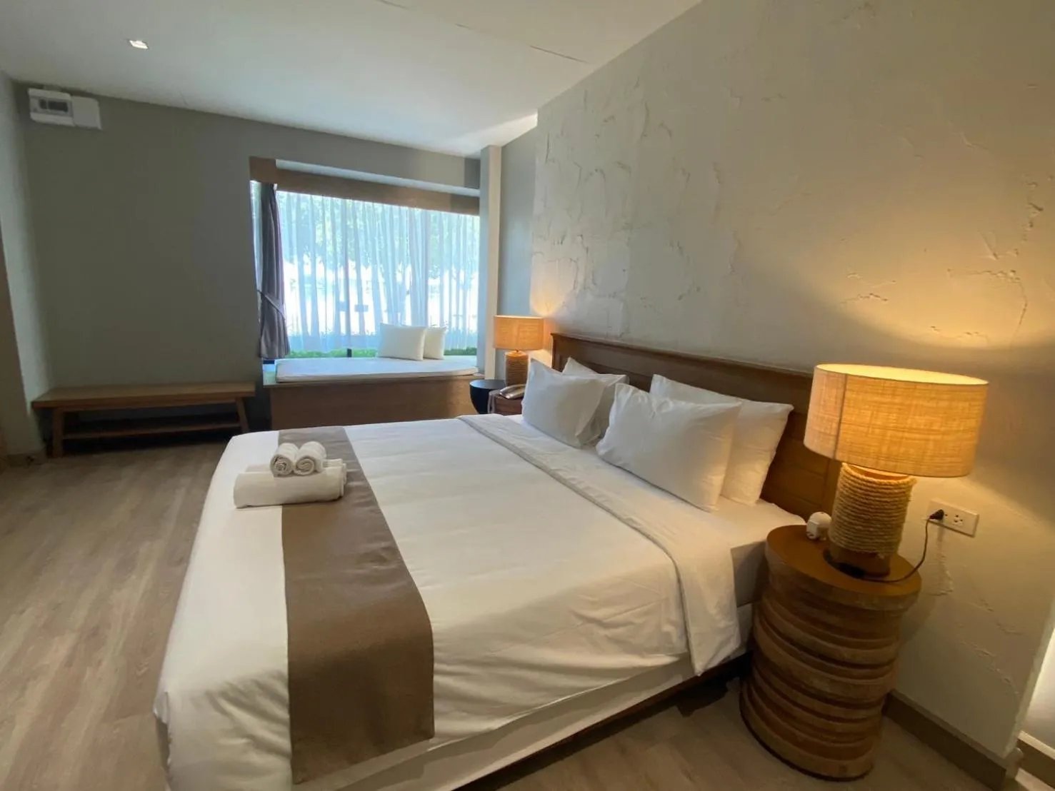 Bed in Saksiam Lakeside Resort