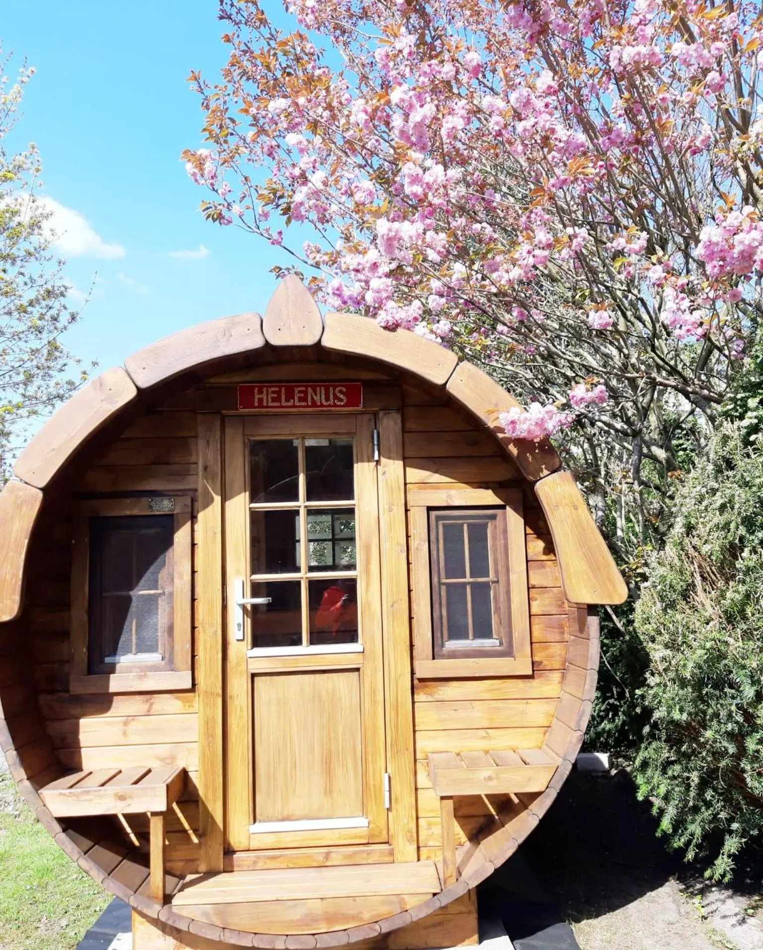 Garden in Hotel Columbus und Glamping