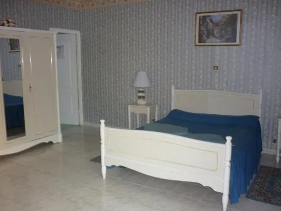 Bedroom, Bed in Domaine De Rode Buze