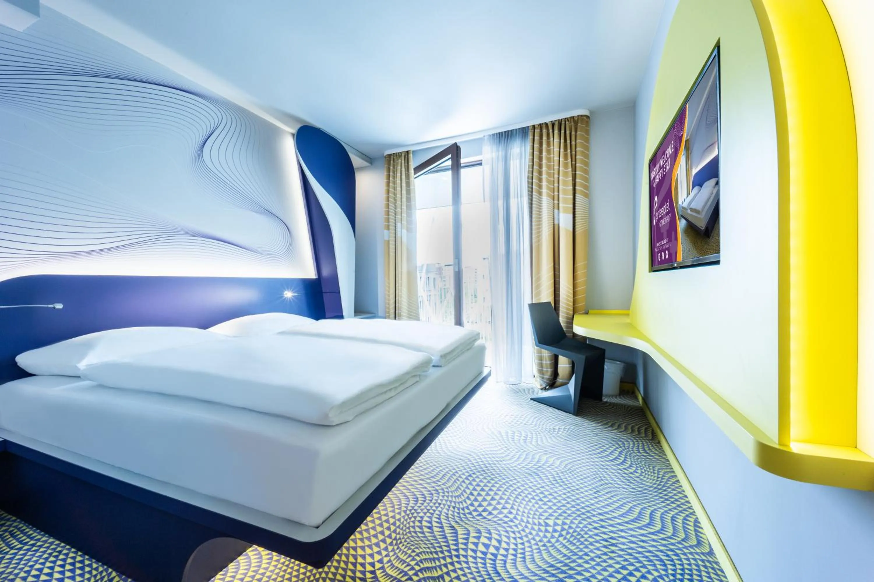 Photo of the whole room, Bed in Prize by Radisson, Antwerp City