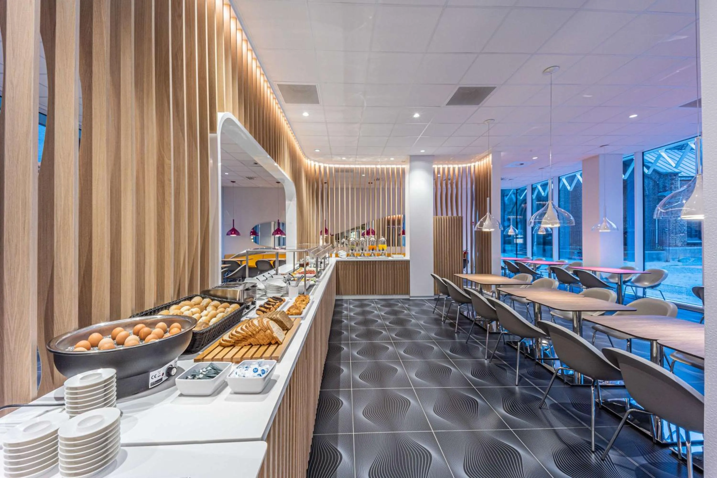 Breakfast in Prize by Radisson, Antwerp City