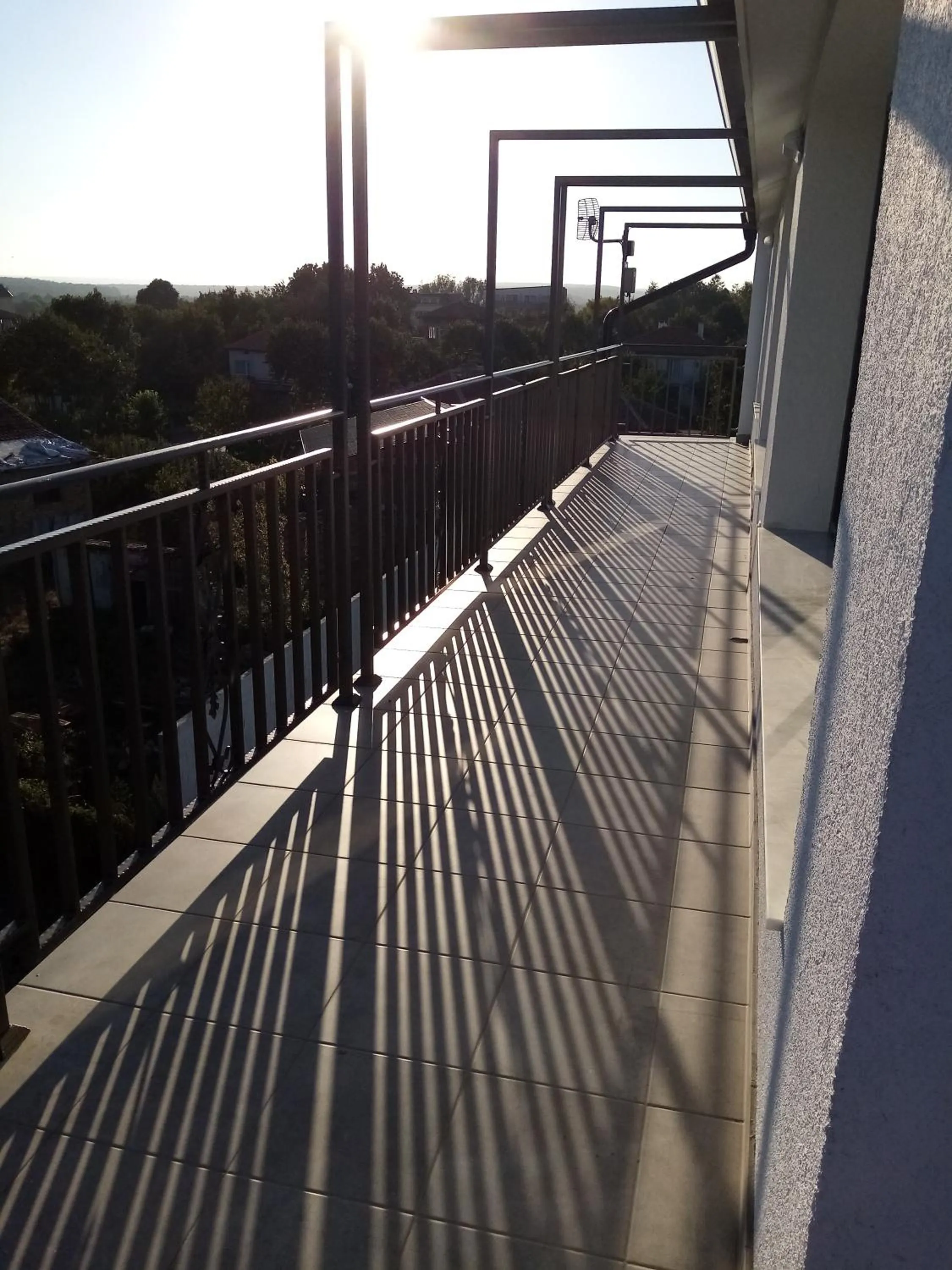 Balcony/Terrace in Weißer Schwan Белият лебед