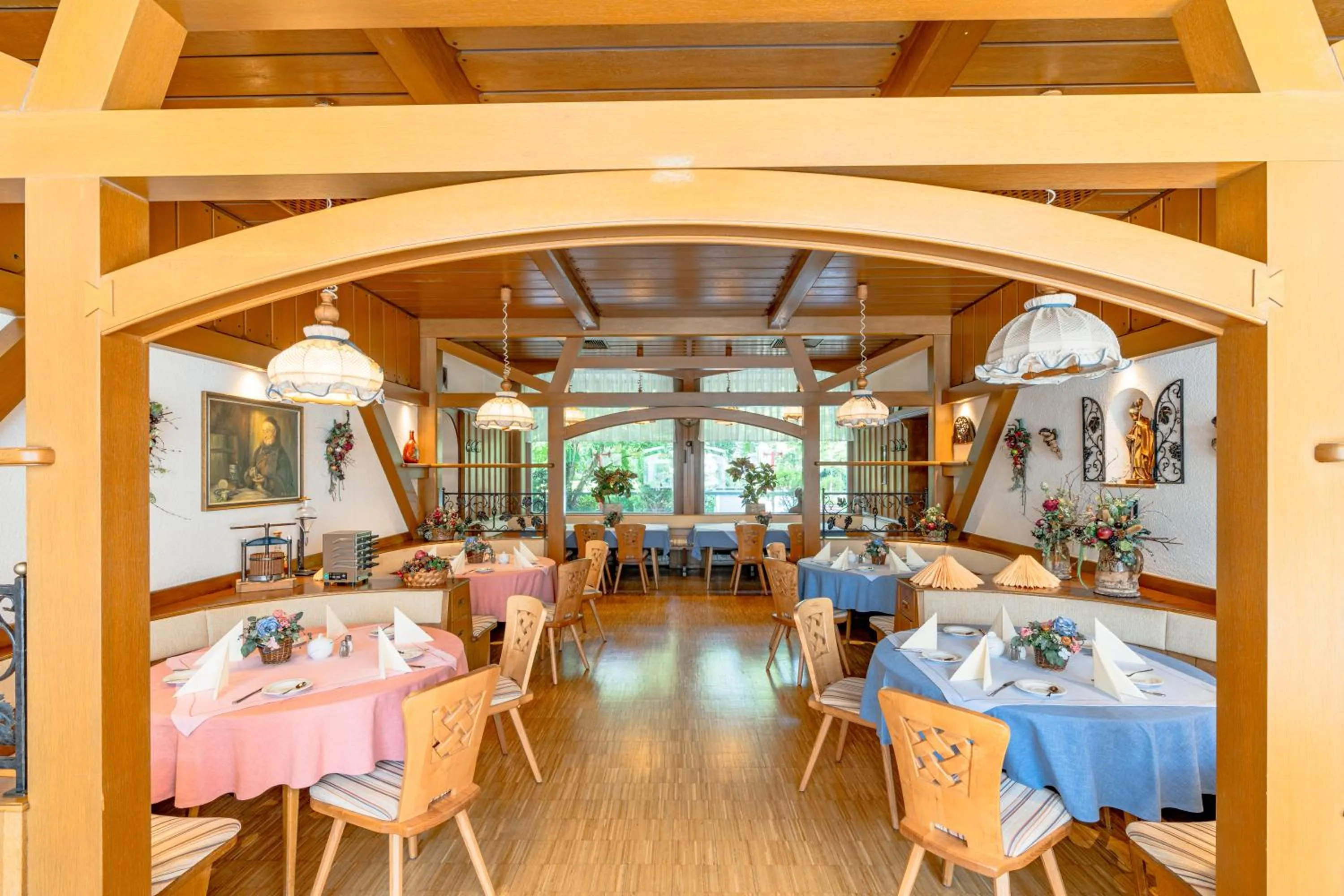 Seating area in Parkhotel Crombach