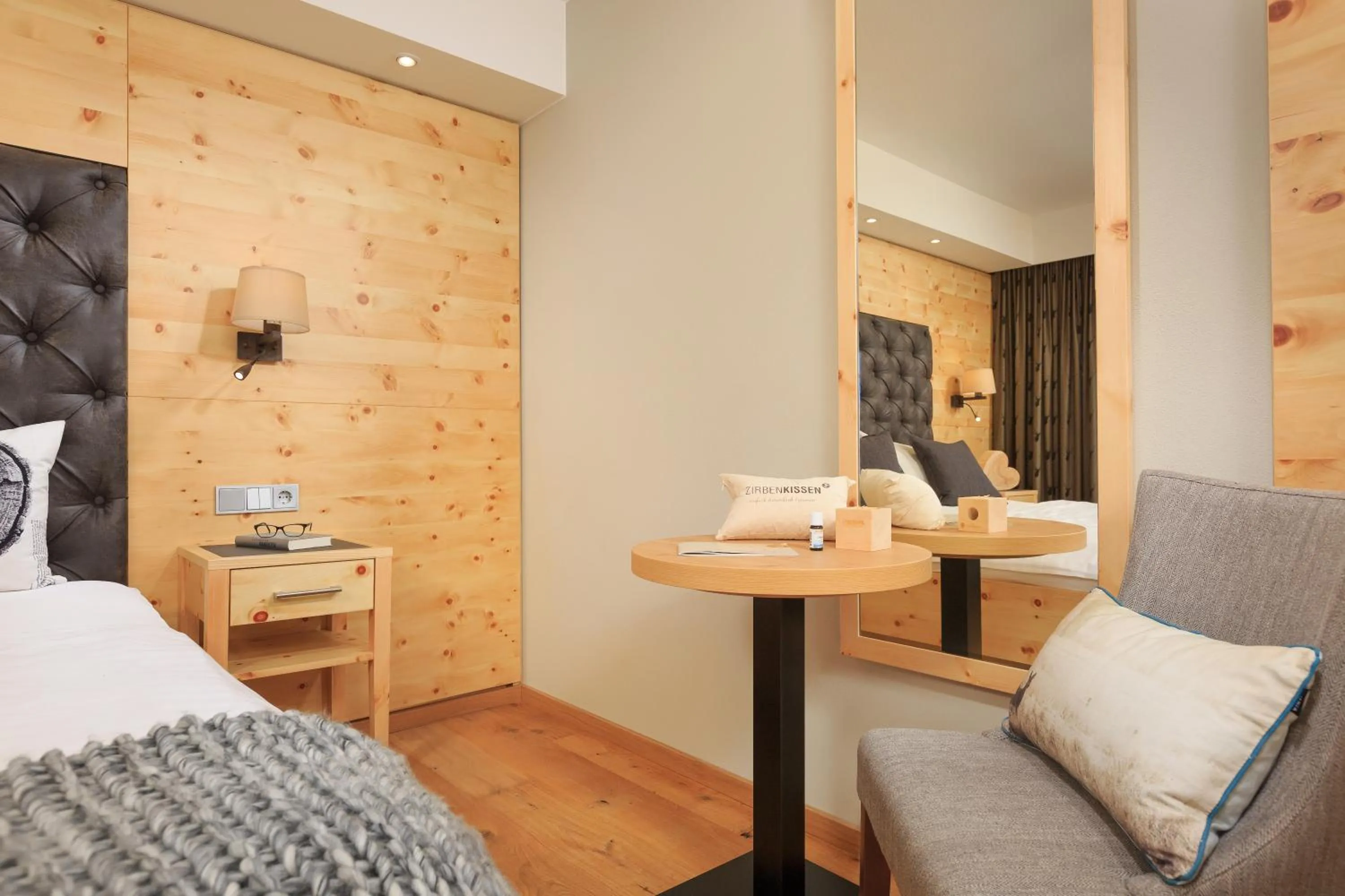 Decorative detail, Bed in Hotel Weinbauer