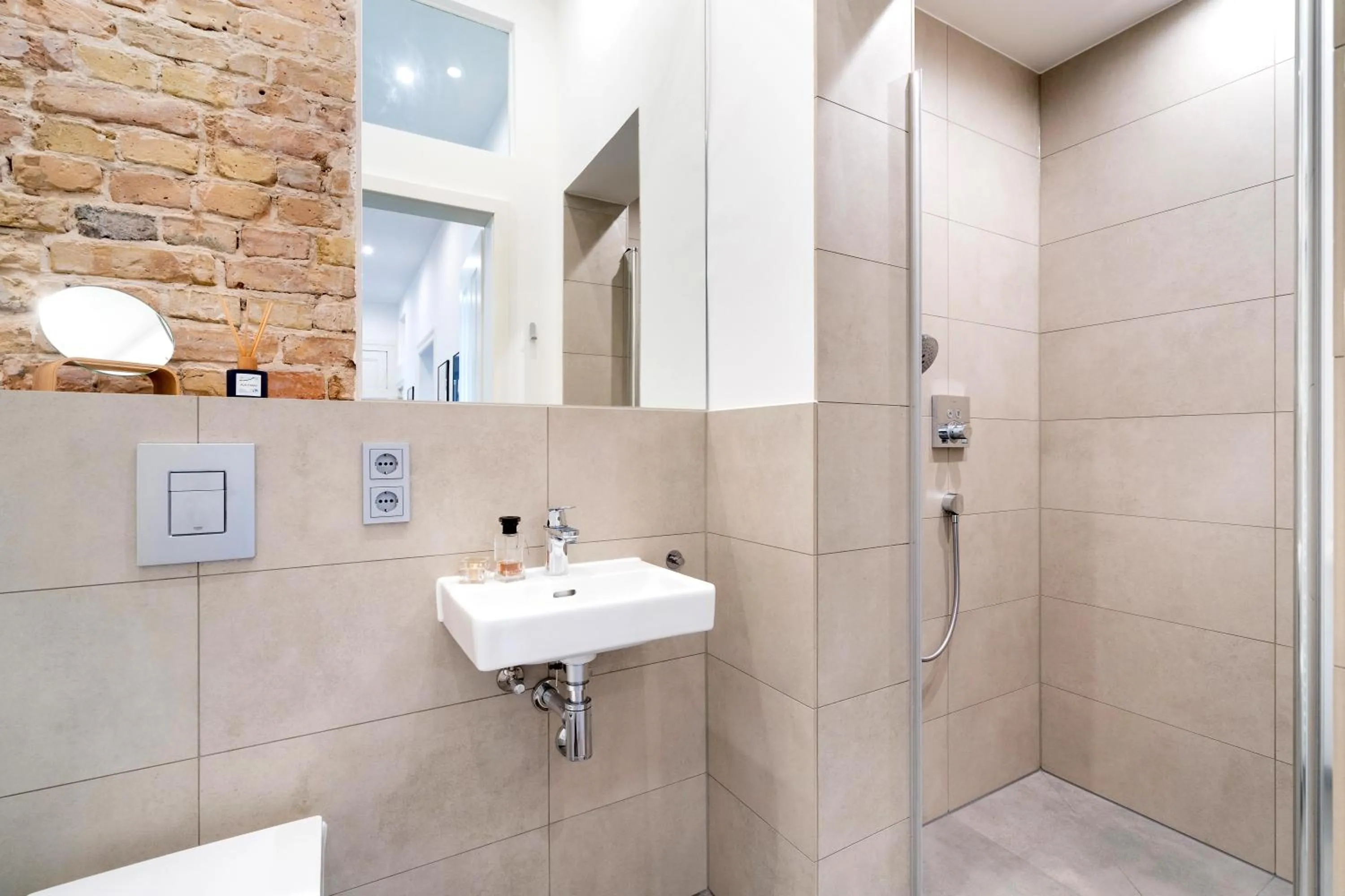 Bathroom in BENSIMON apartments Mitte/Wedding