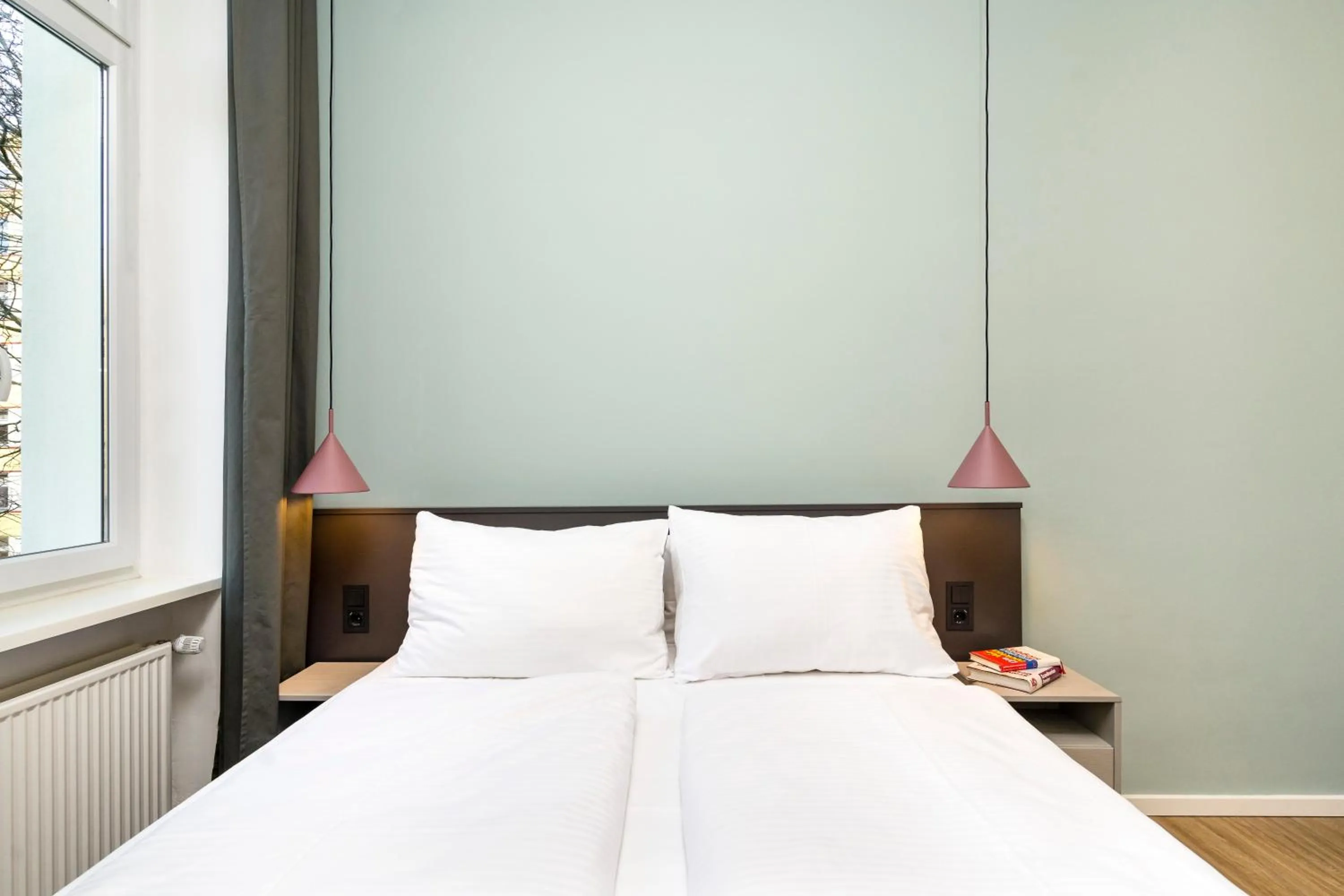 Bed in BENSIMON apartments Mitte/Wedding