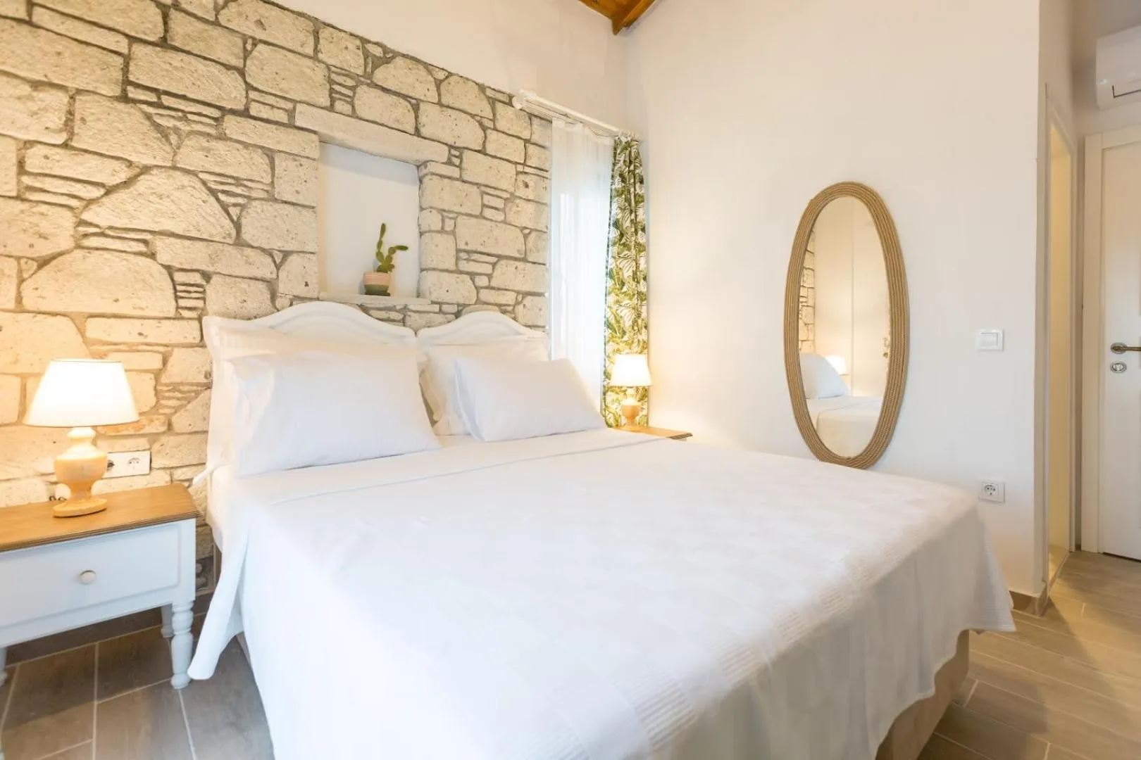 City view, Bed in Melekaki Alaçatı