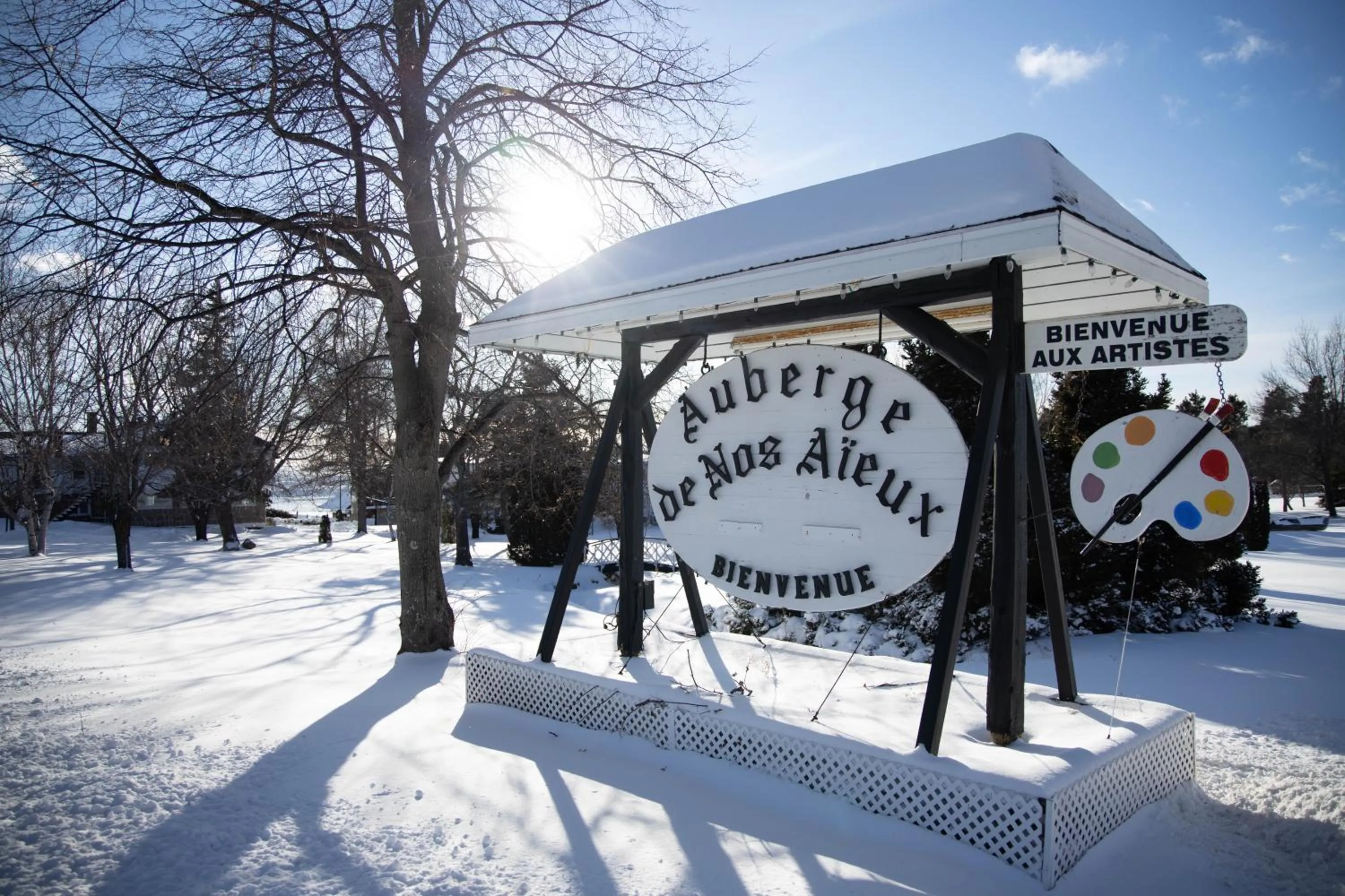Property logo or sign in Auberge de nos Aieux