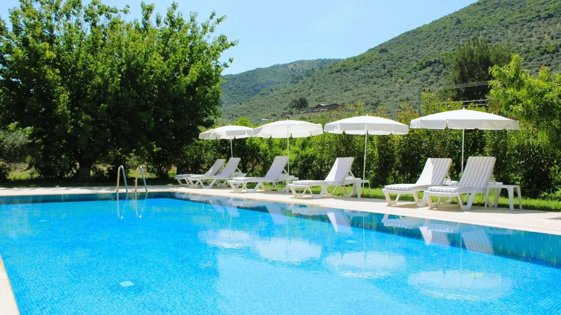 Spring in Pir Efes Konakları