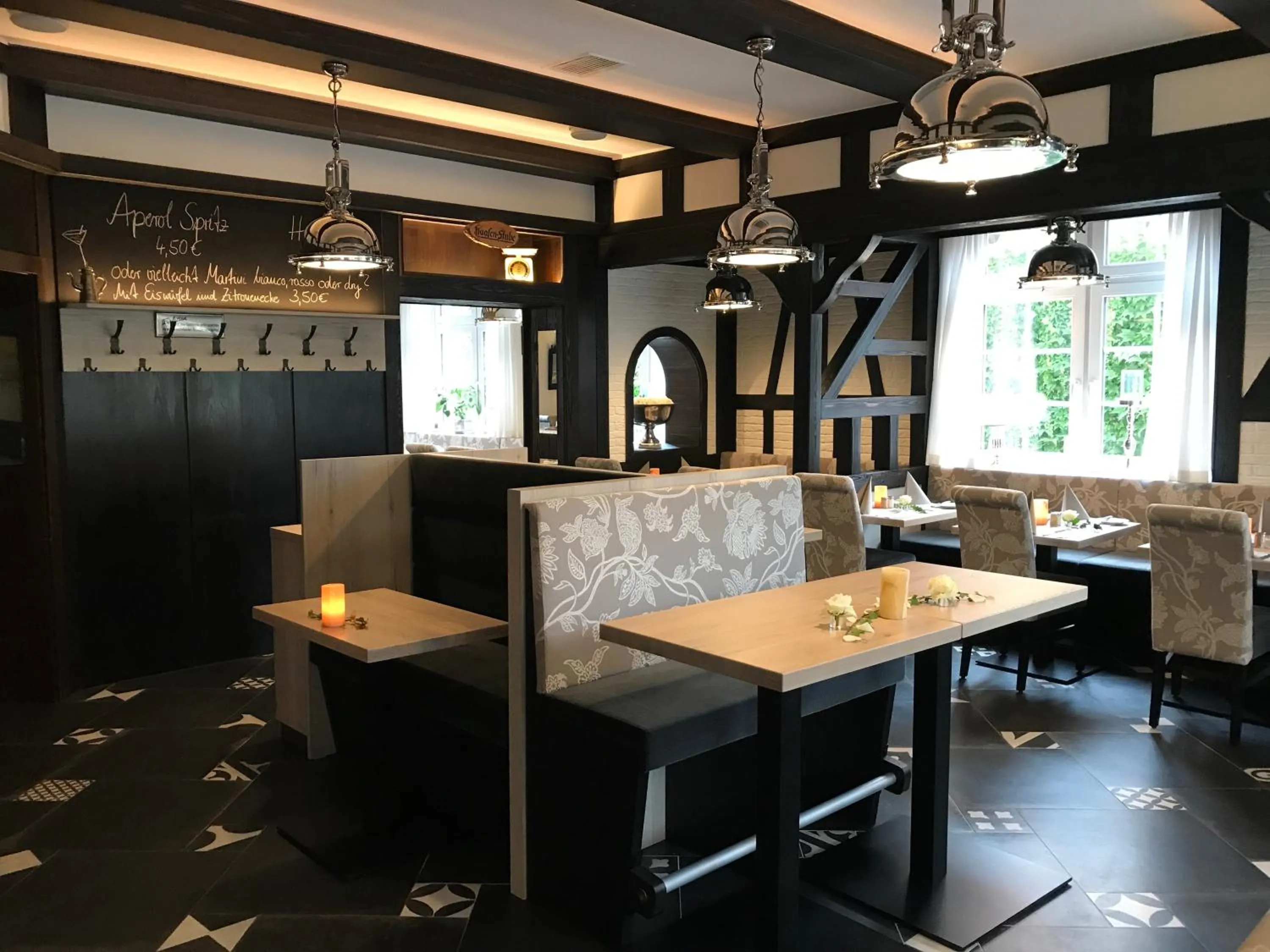 Restaurant/places to eat in Hotel Haase