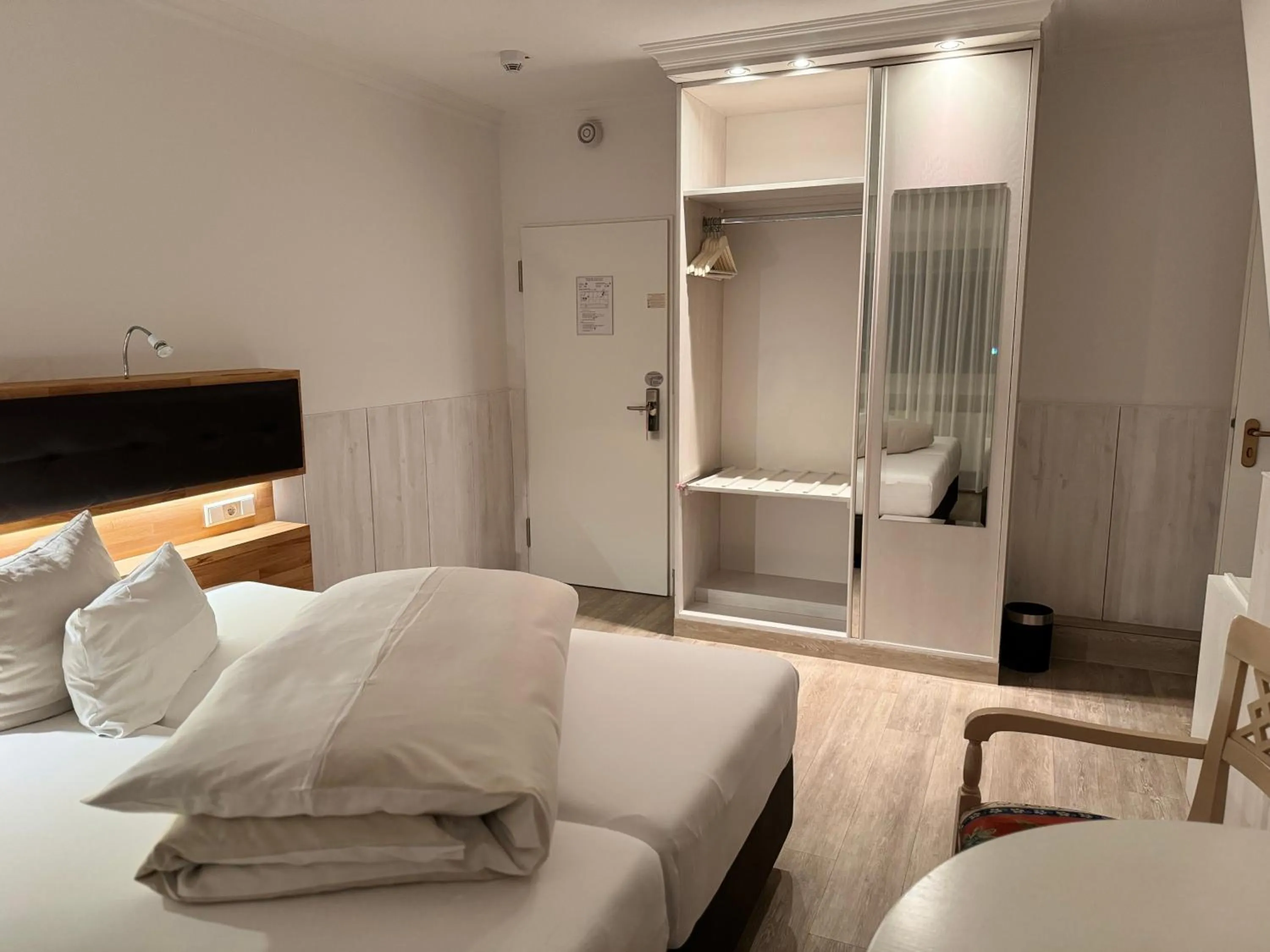 Bedroom, Bed in Hotel Haase