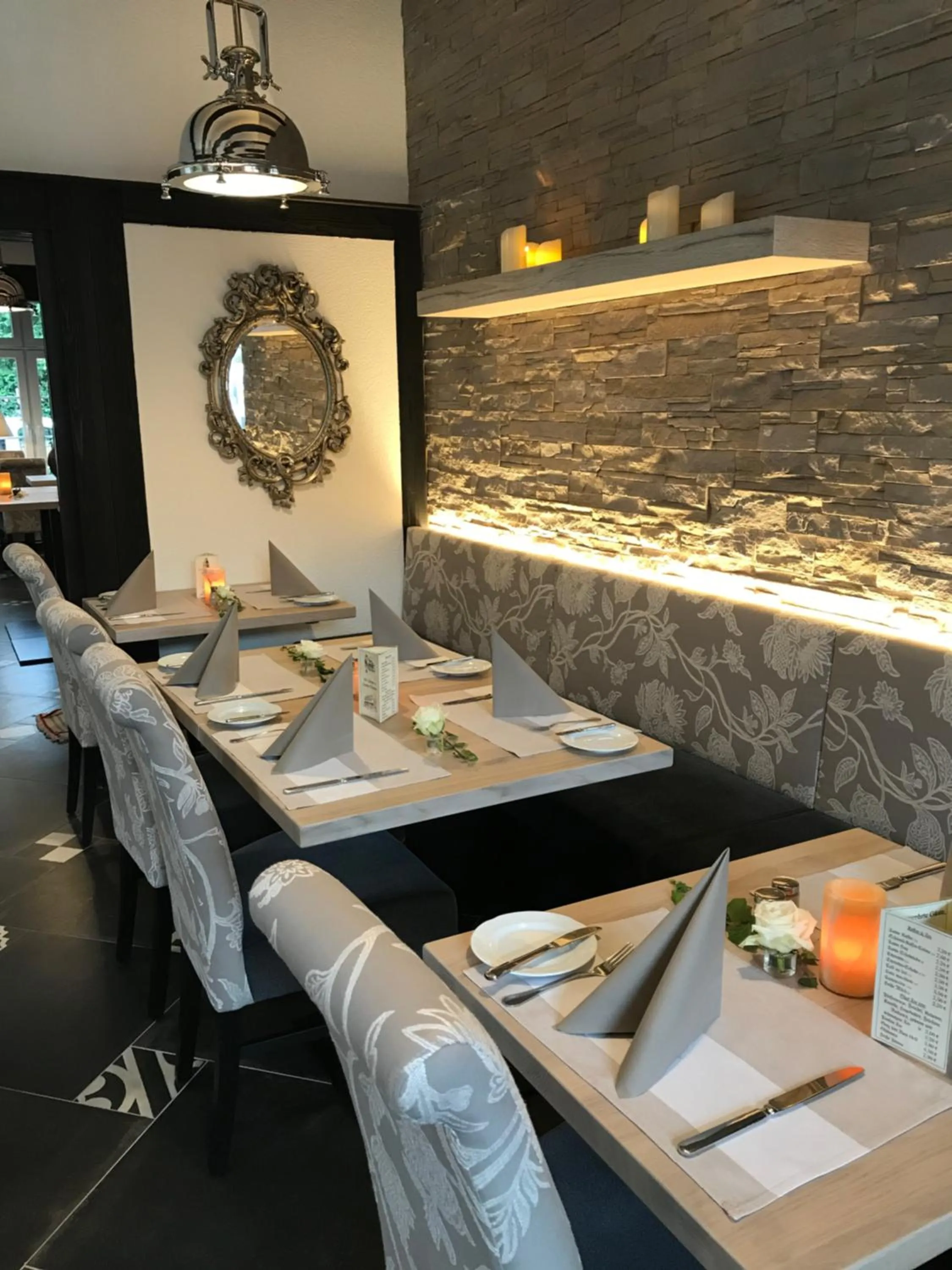 Restaurant/places to eat in Hotel Haase