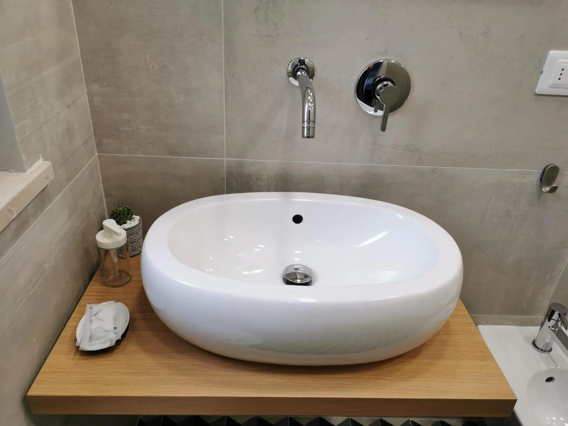 Bathroom in B&B TrentaQuattro