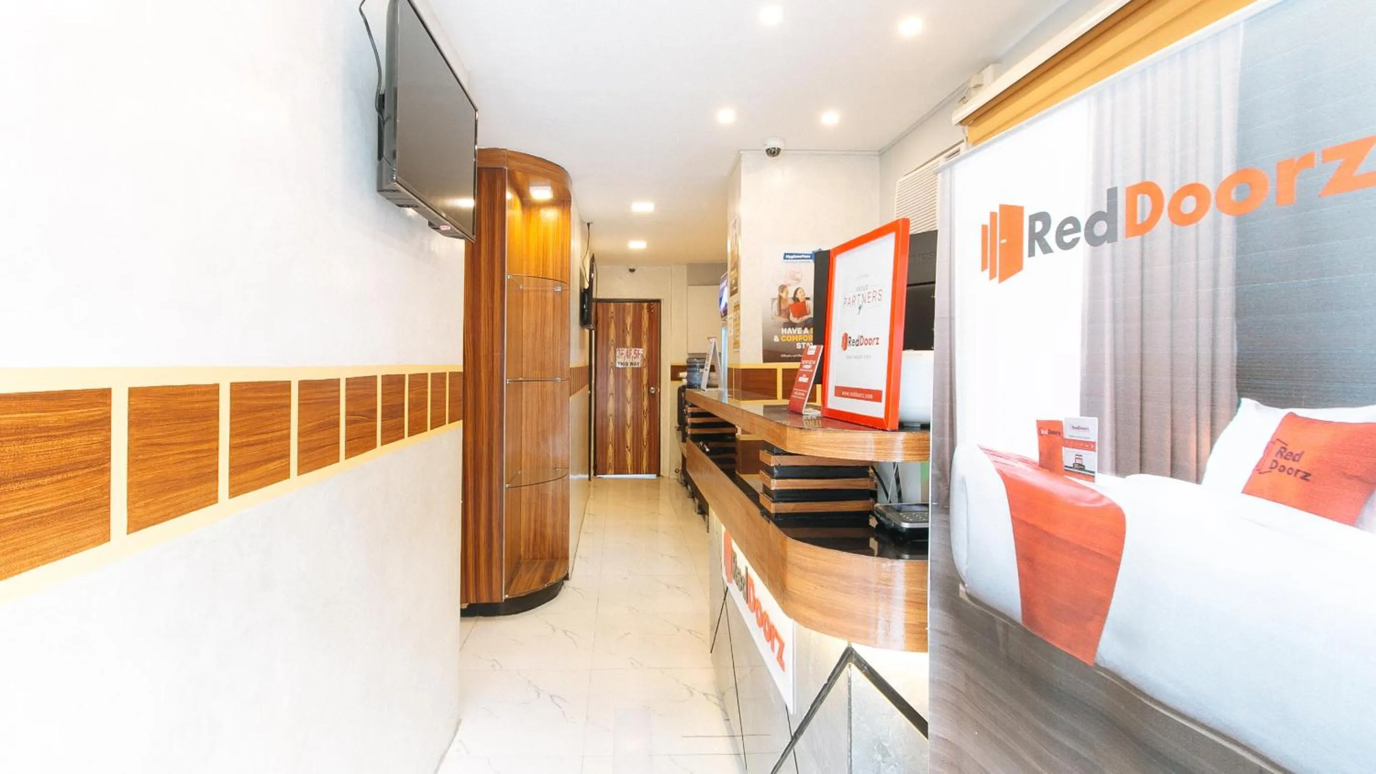 Lobby or reception in RedDoorz @ PIY Margal Sampaloc Manila
