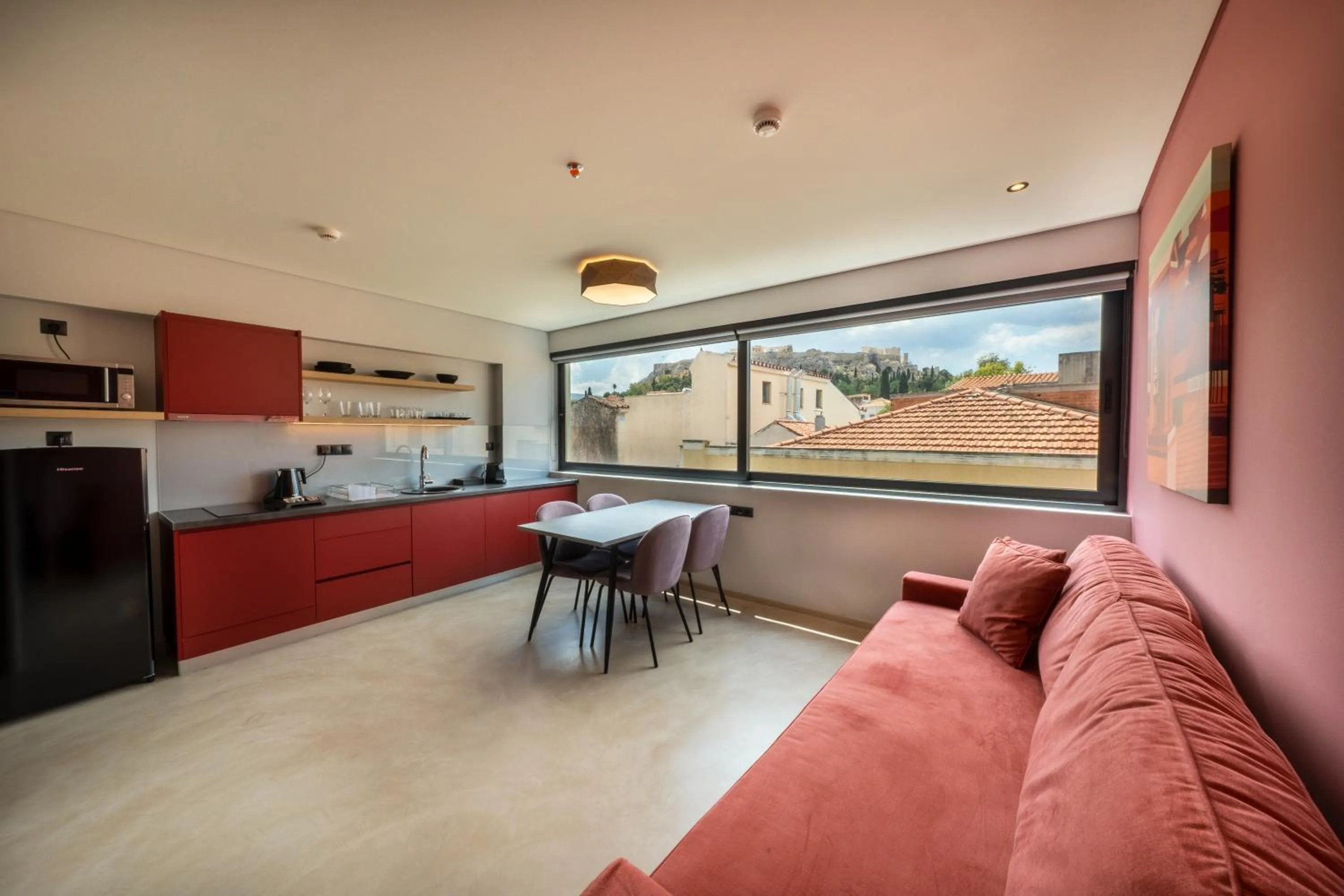 Kitchen or kitchenette in Muse Urban Suites