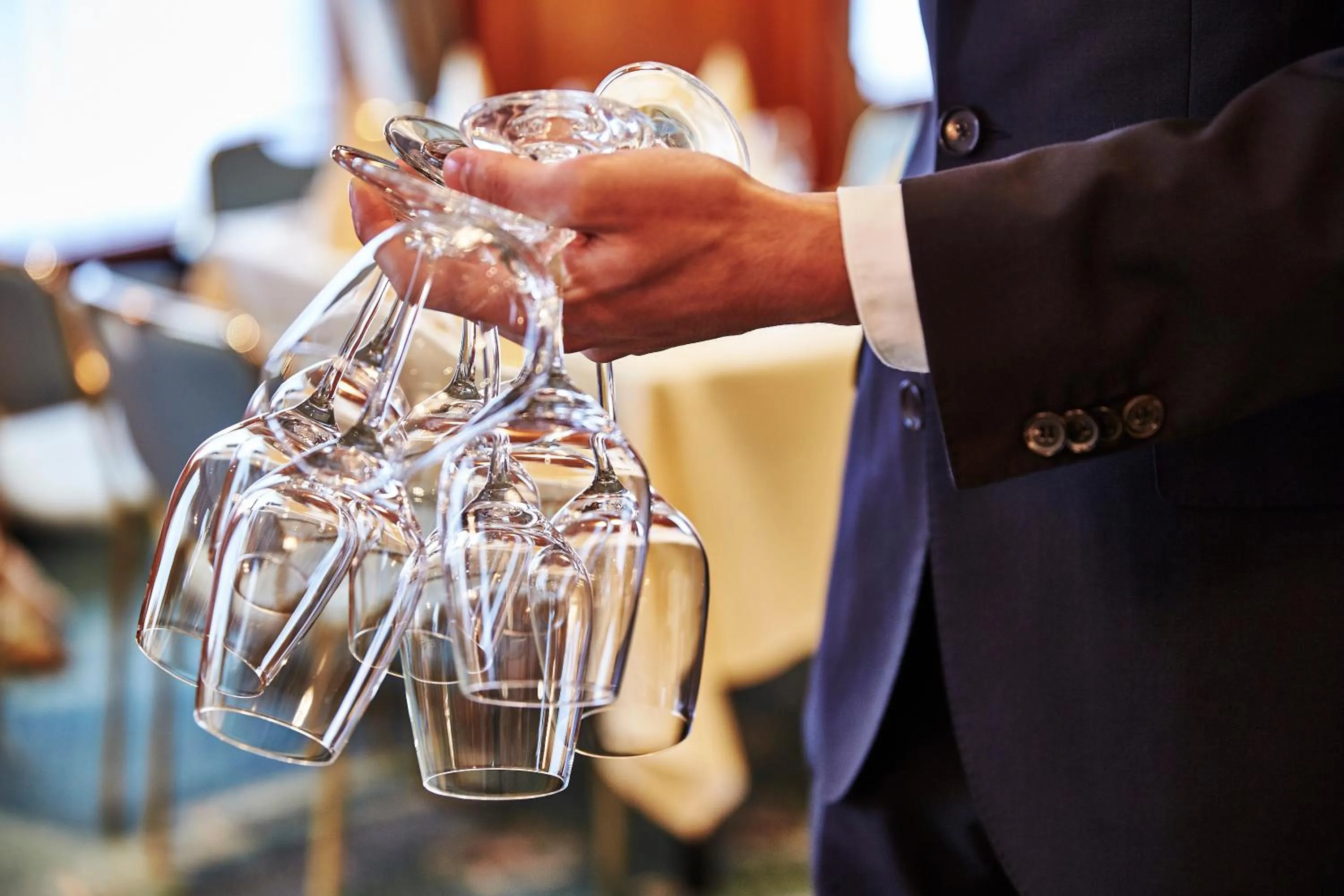 Restaurant/places to eat in Steigenberger Icon Frankfurter Hof