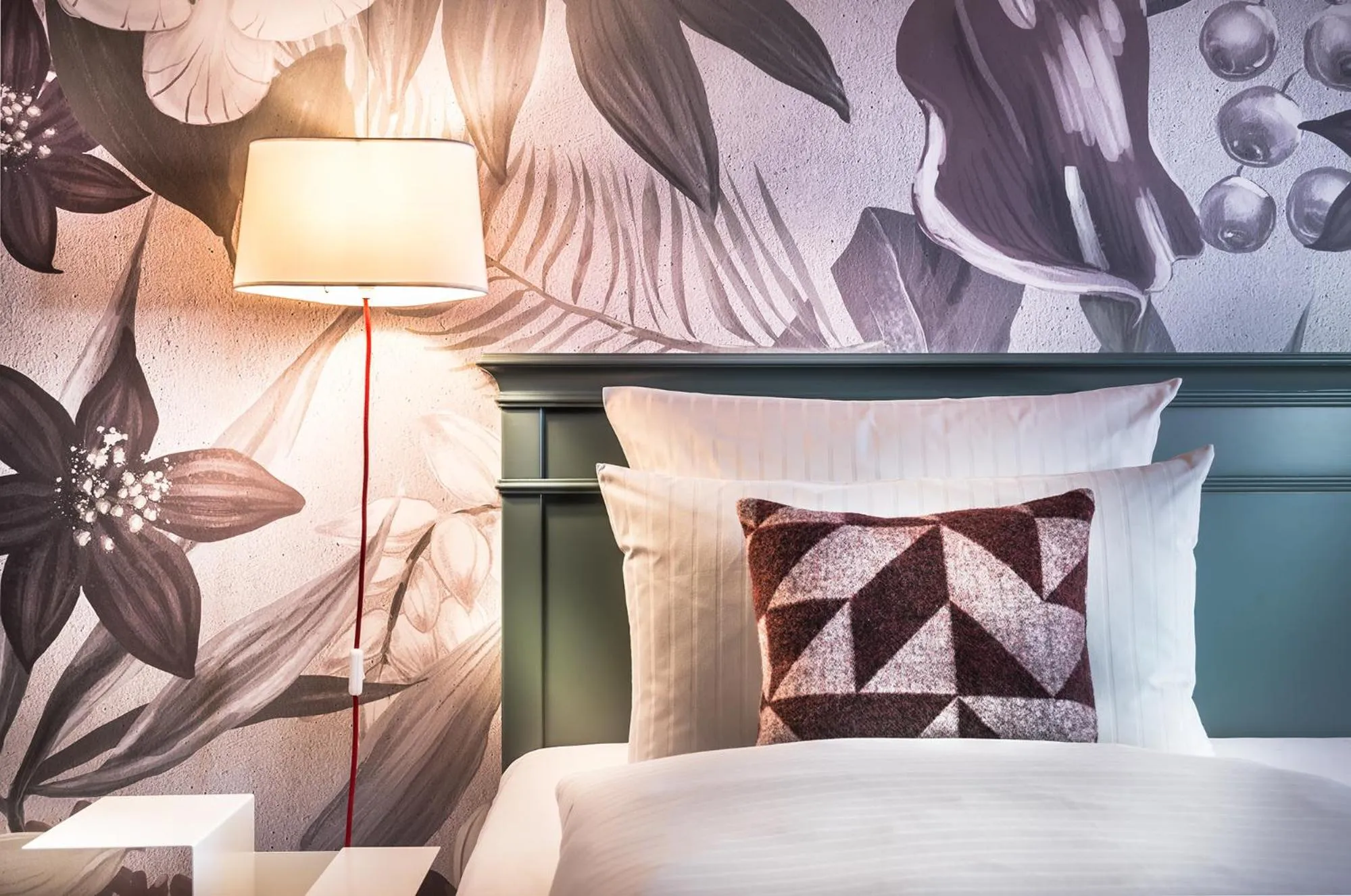 Bed in Steigenberger Hotel Treudelberg Hamburg