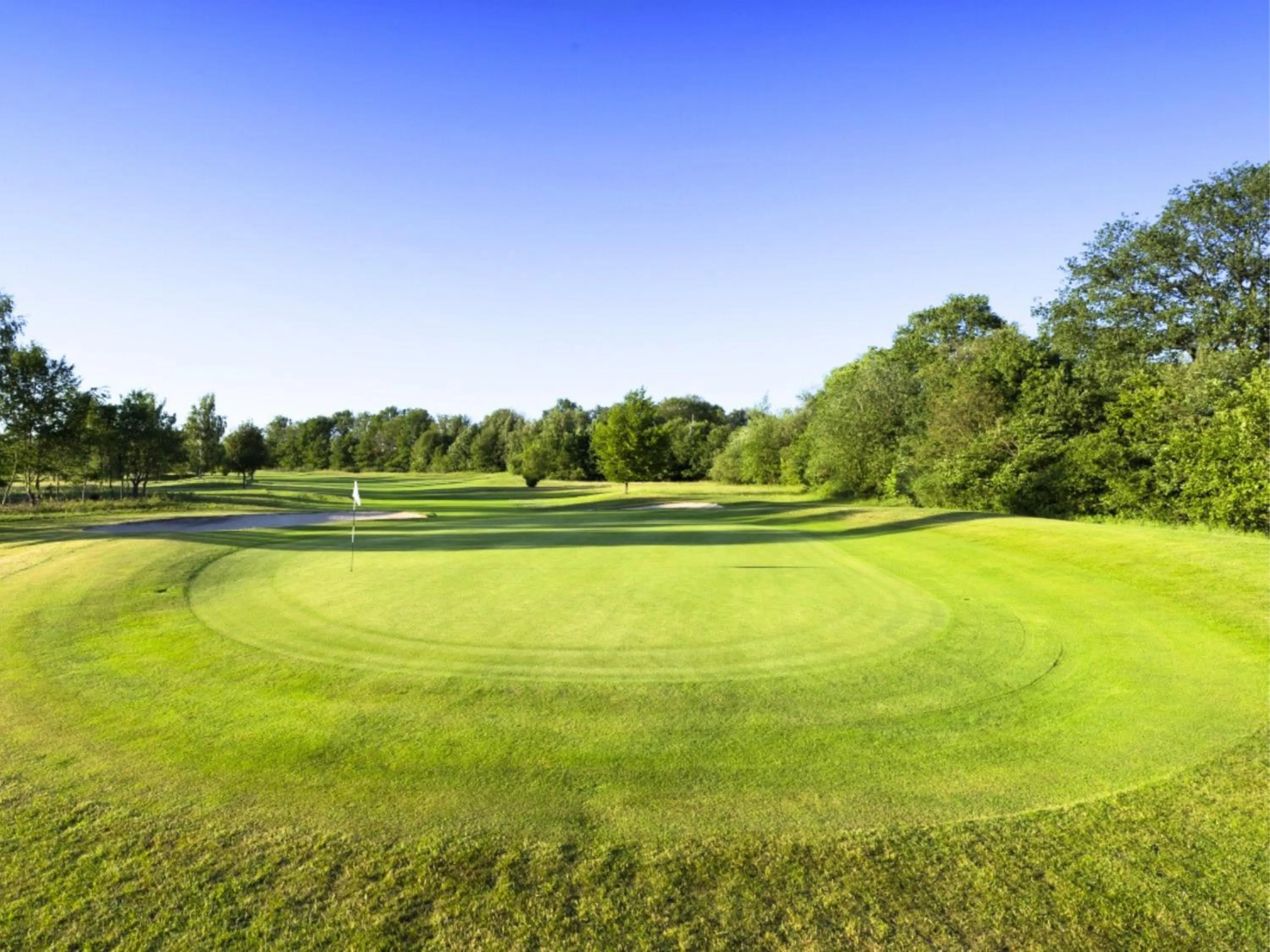 Golfcourse in Steigenberger Hotel Treudelberg Hamburg