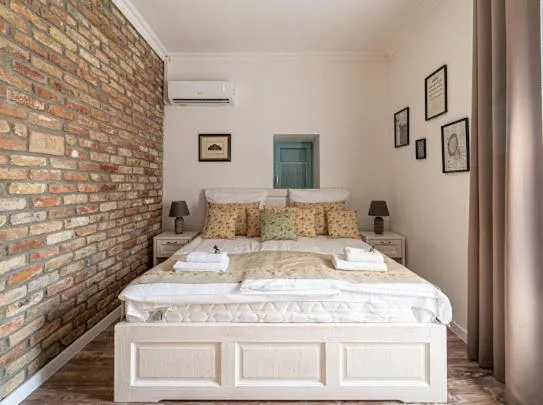 Bed in Villa Bella