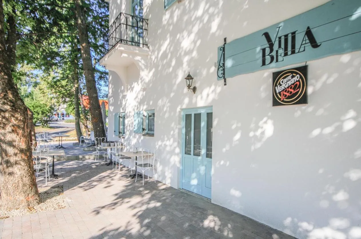 Property building in Villa Bella