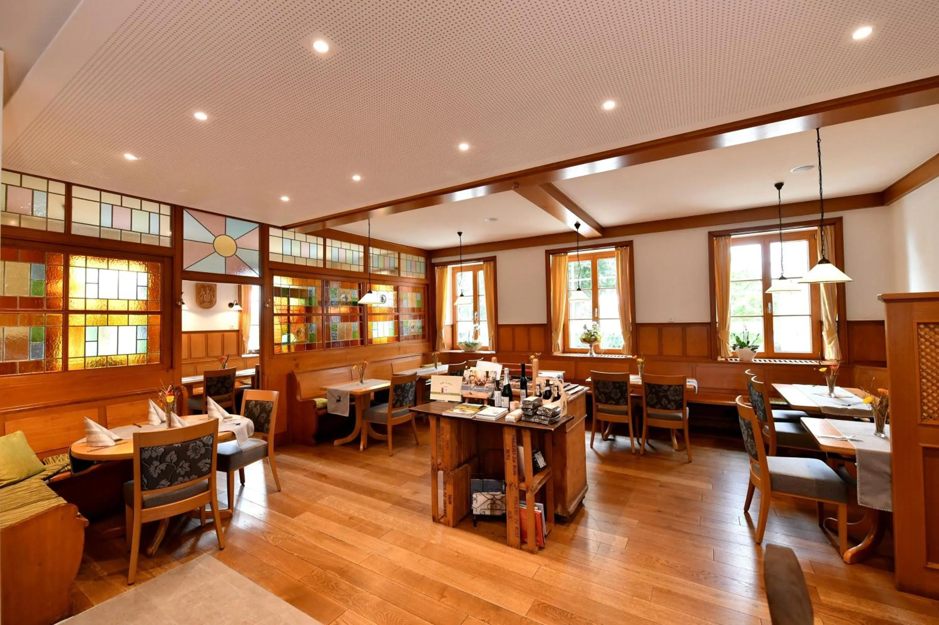 Restaurant/places to eat in Landgasthof & Hotel zur Rose Berg