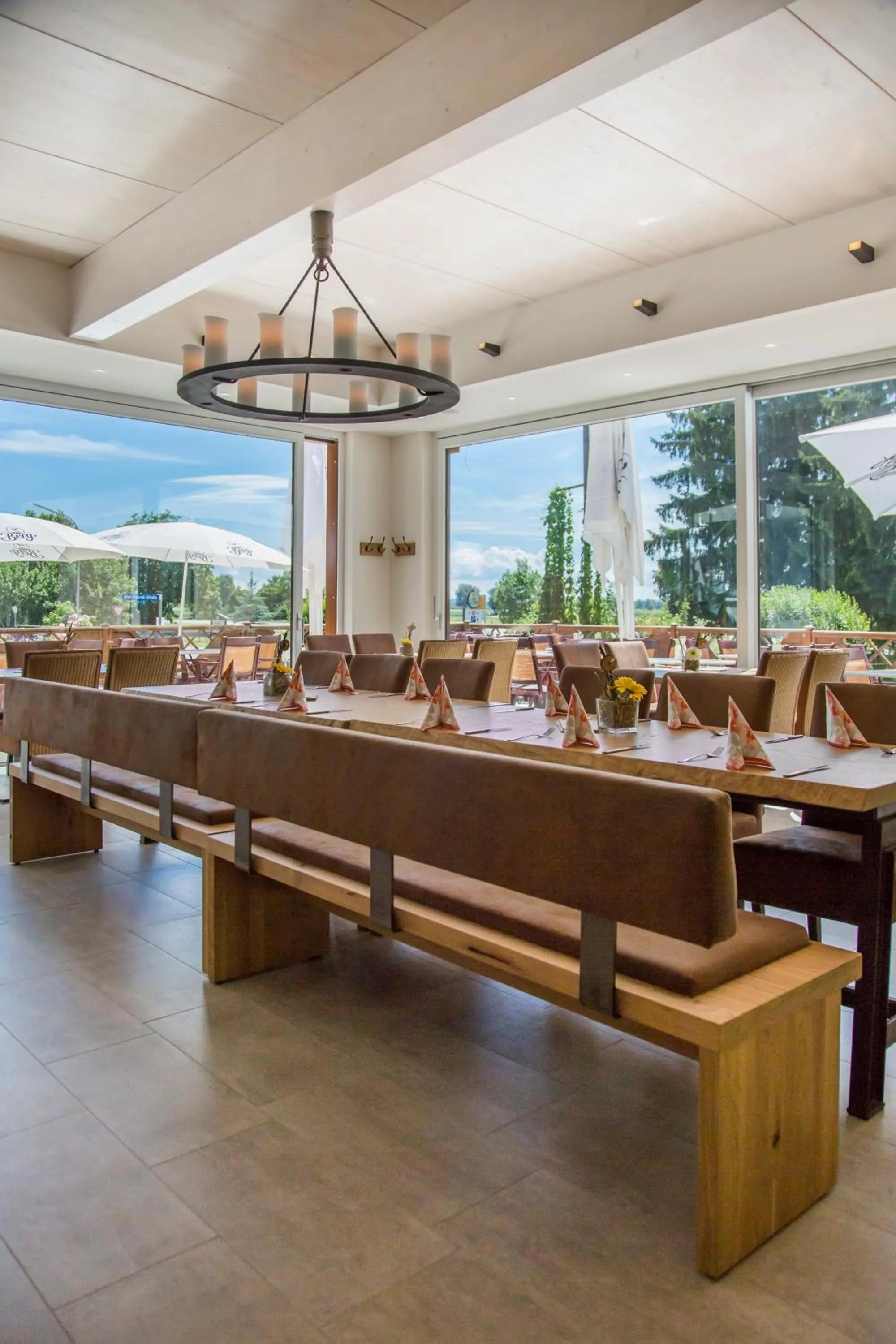 Restaurant/places to eat in Landgasthof & Hotel zur Rose Berg