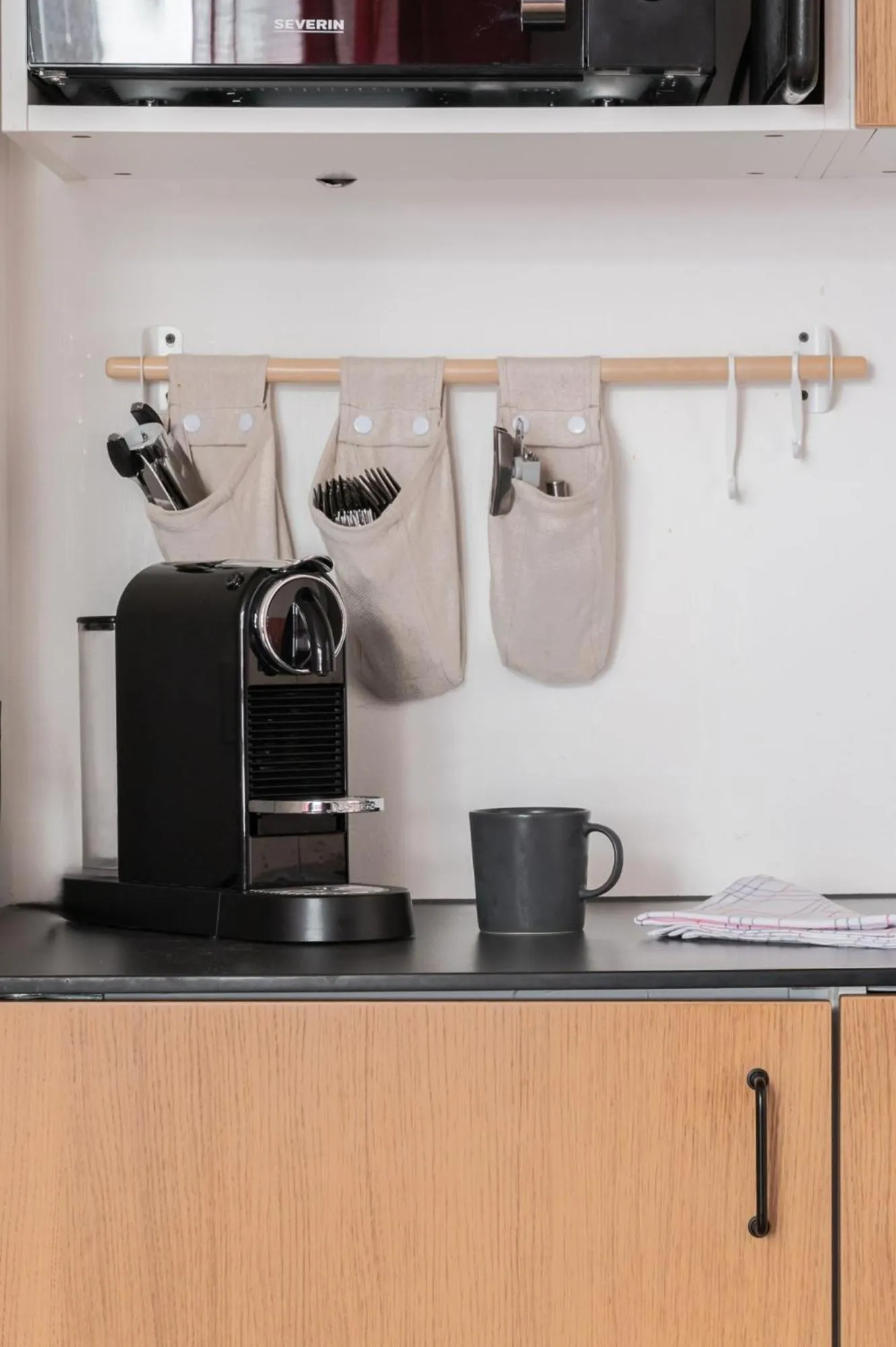 Coffee/tea facilities in The Lakes apartments by Daniel&Jacob's