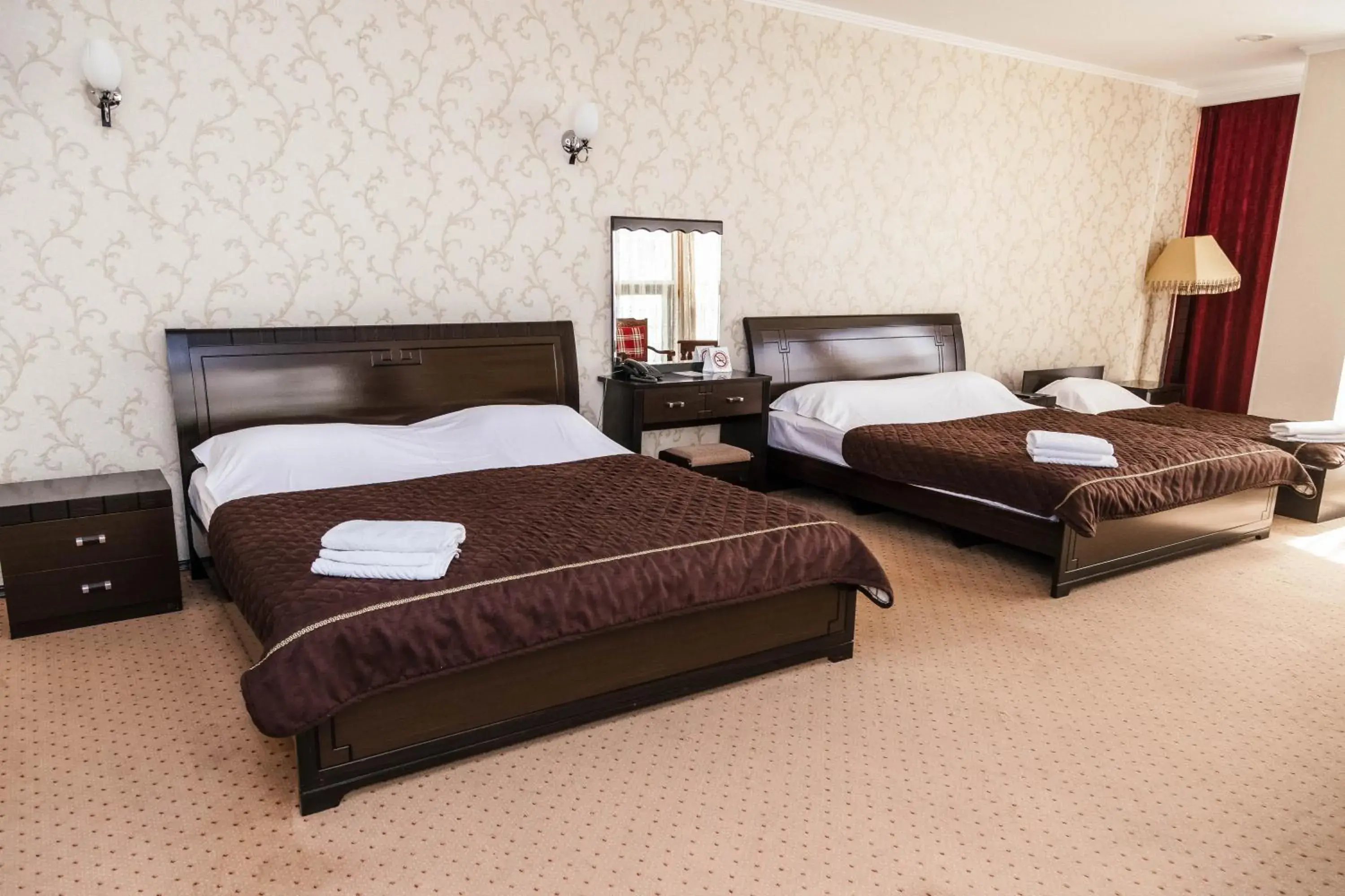 Family Room in Golden Palace Family Room in Golden Palace