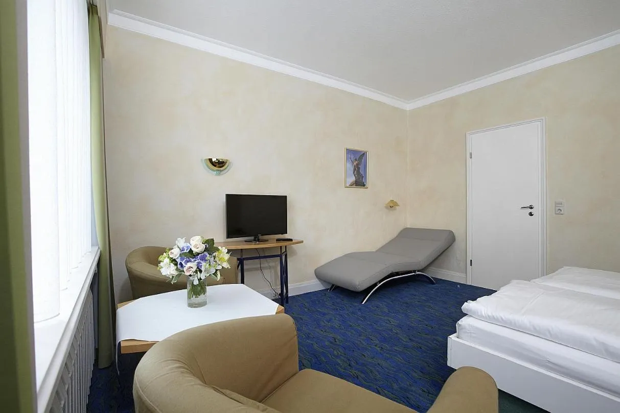 Photo of the whole room, Bed in Meeressterne Hotel Residenz in Heringsdorf