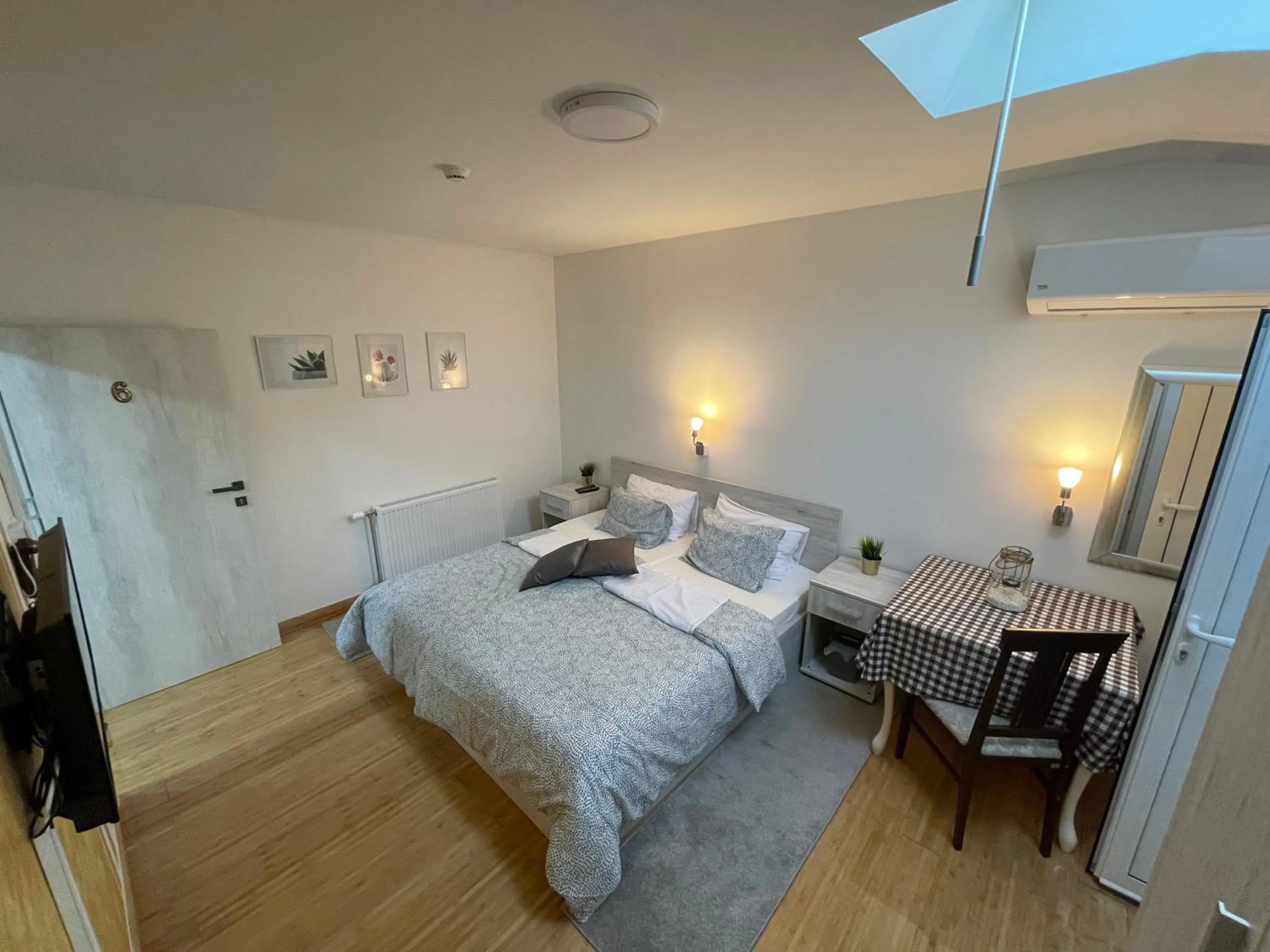 Photo of the whole room, Bed in TEPIĆ Garni Hotel