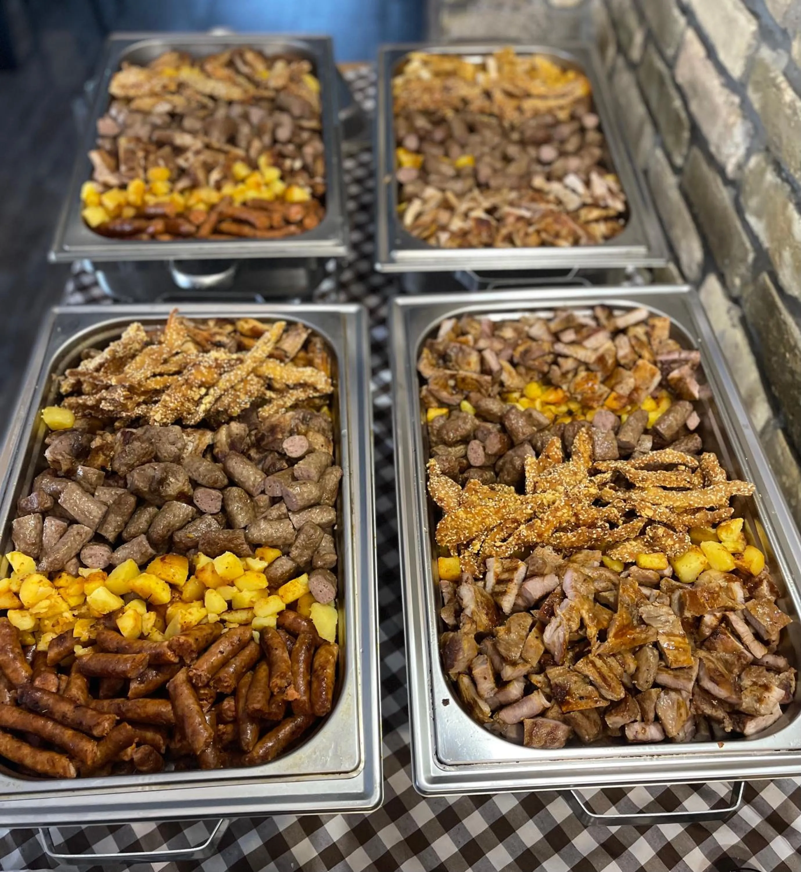 Restaurant/places to eat in TEPIĆ Garni Hotel