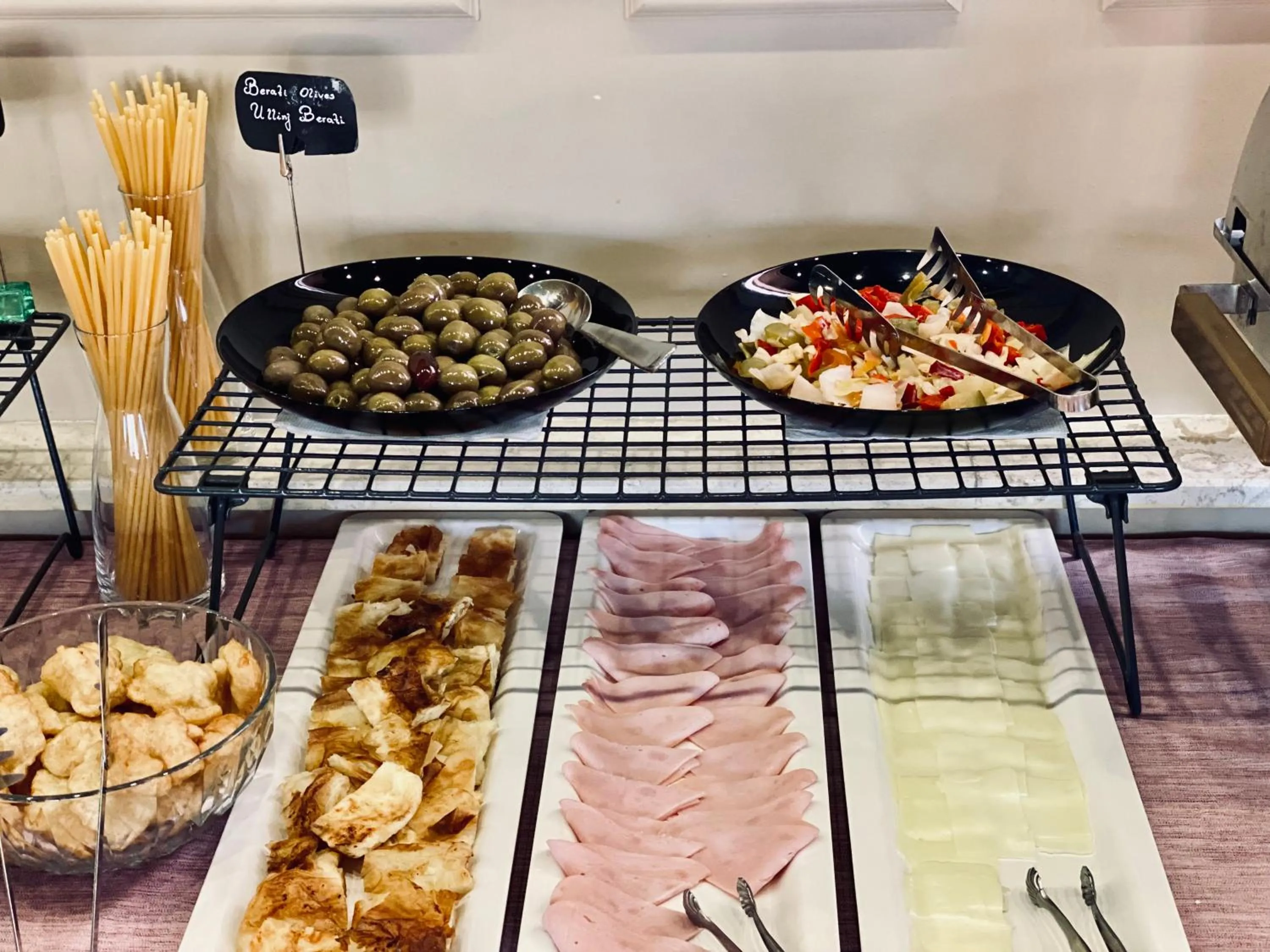 Food in Hotel Republika Berat