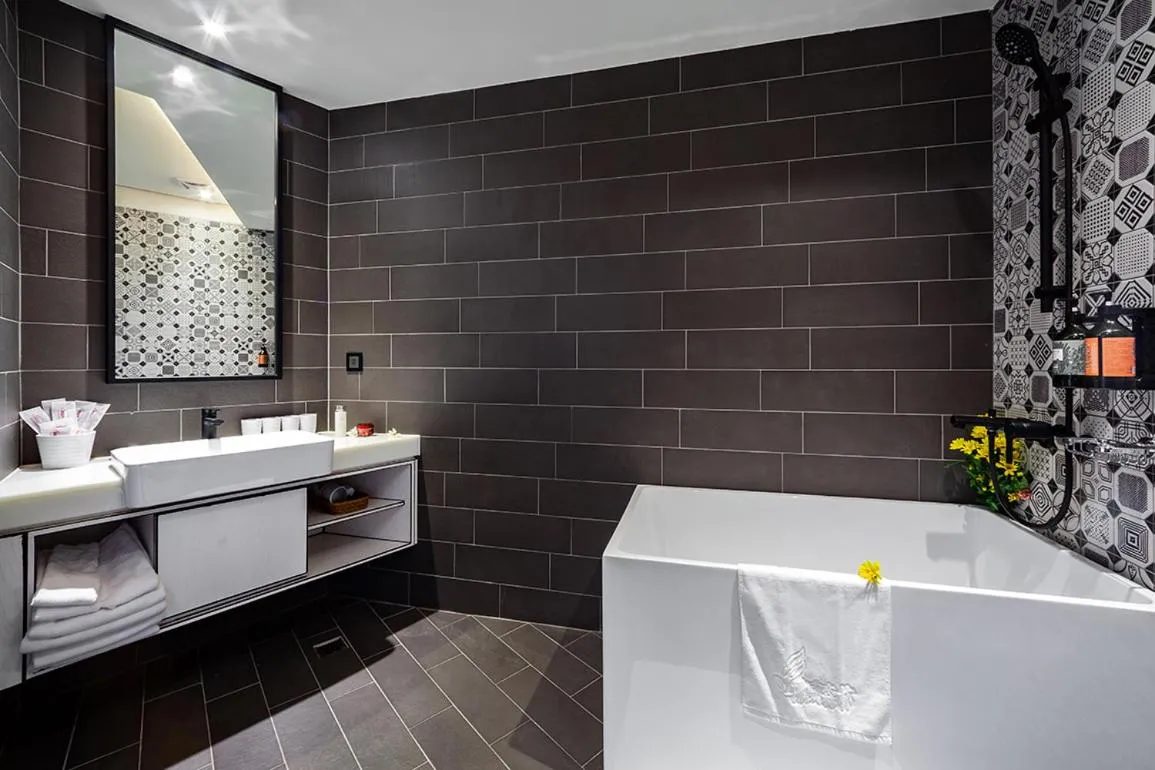 Bathroom in Norway Forest Travel hotel 3 Taichung