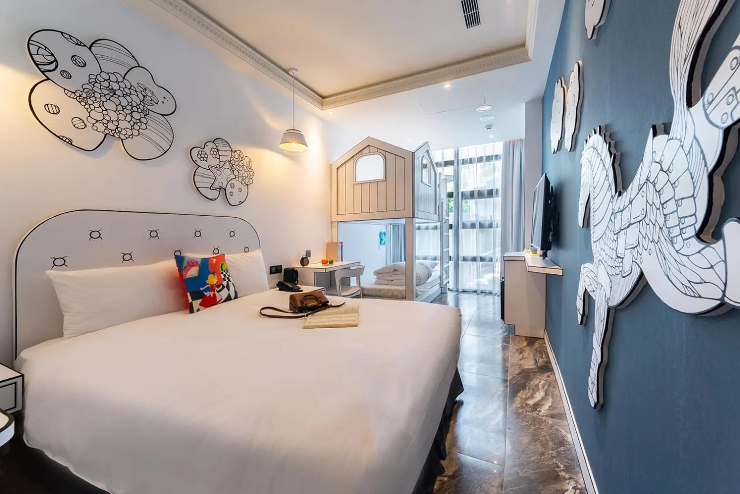 TV and multimedia, Bed in Norway Forest Travel hotel 3 Taichung