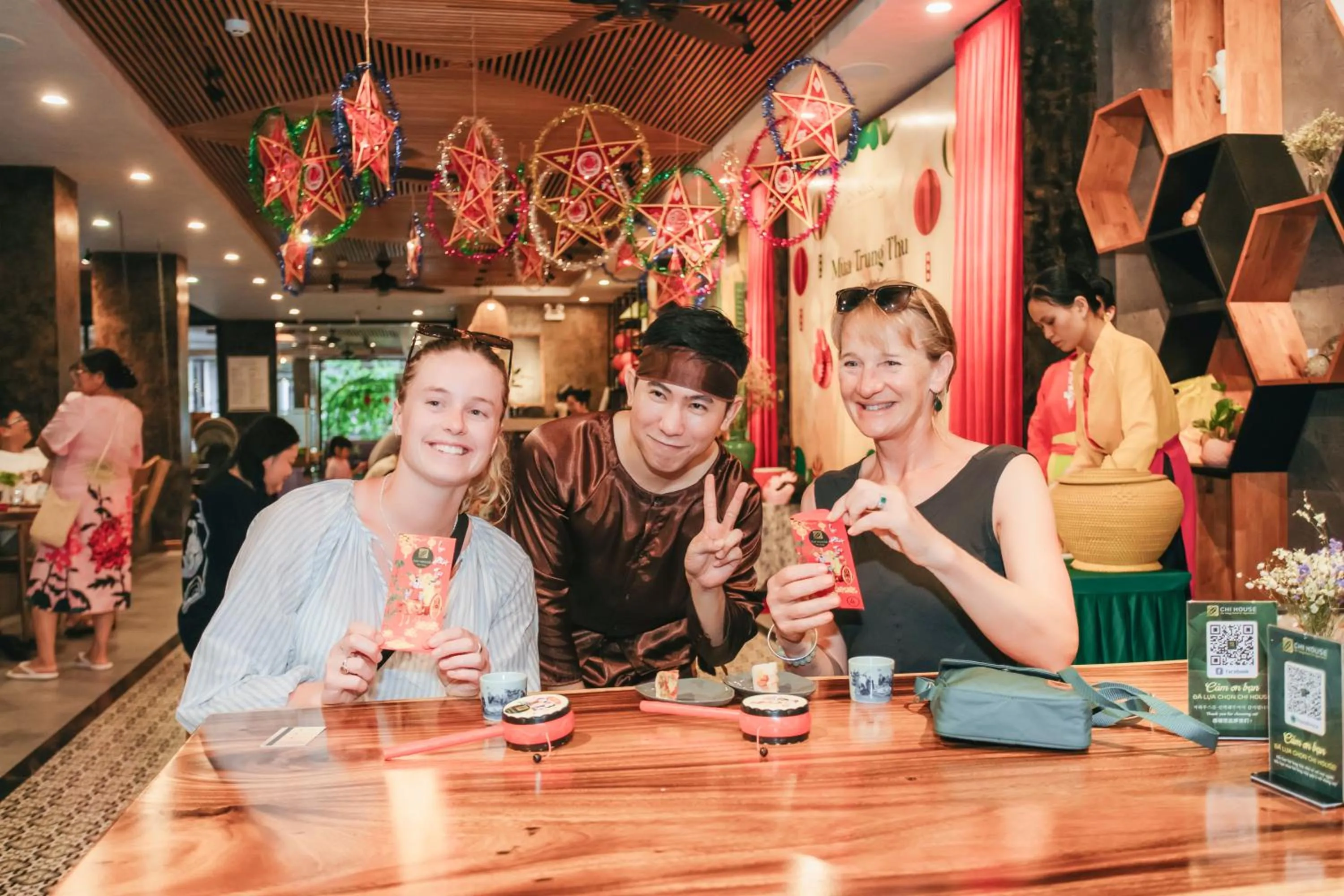 Restaurant/places to eat in Chi House Danang Hotel and Apartment