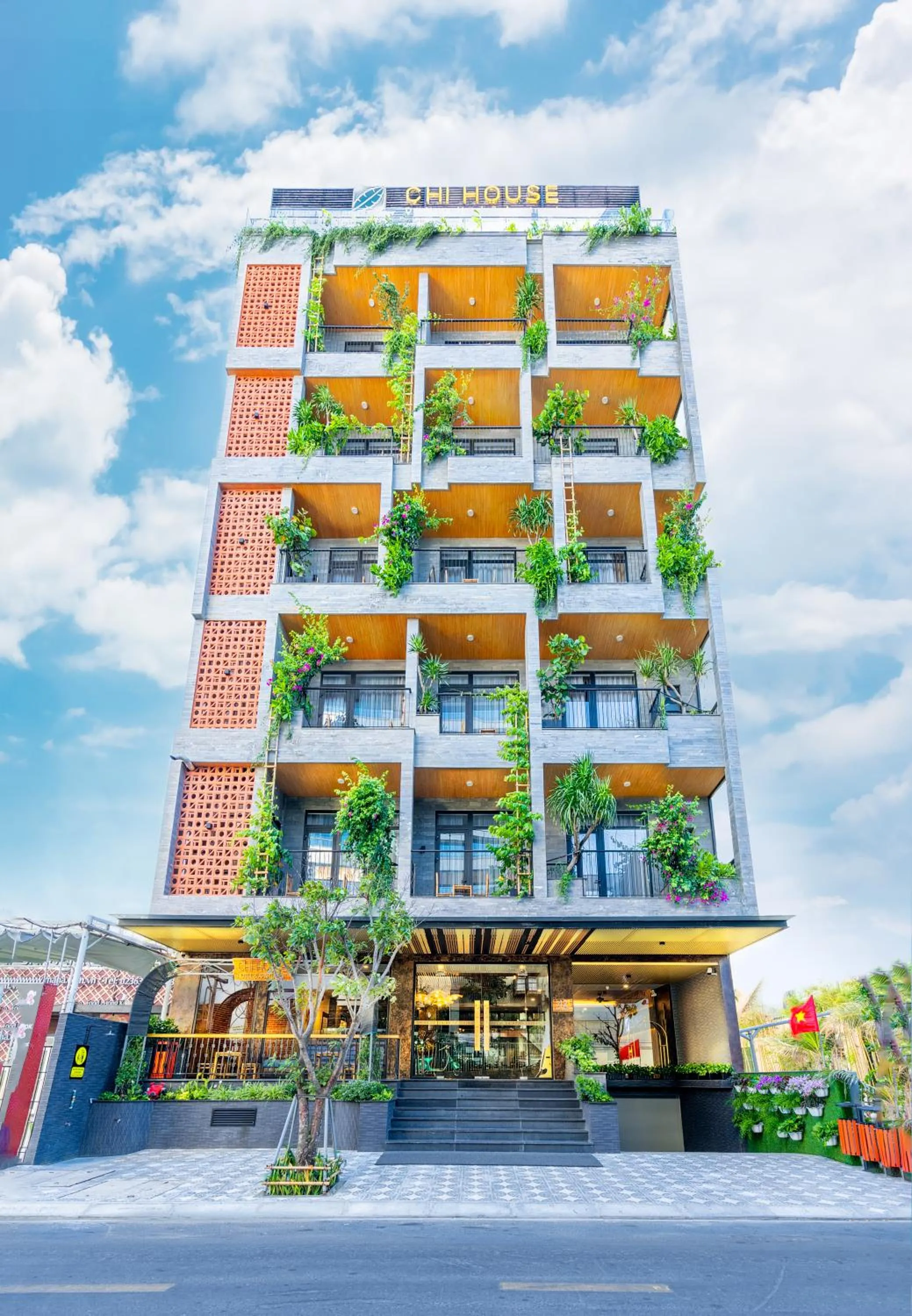 Property building in Chi House Danang Hotel and Apartment