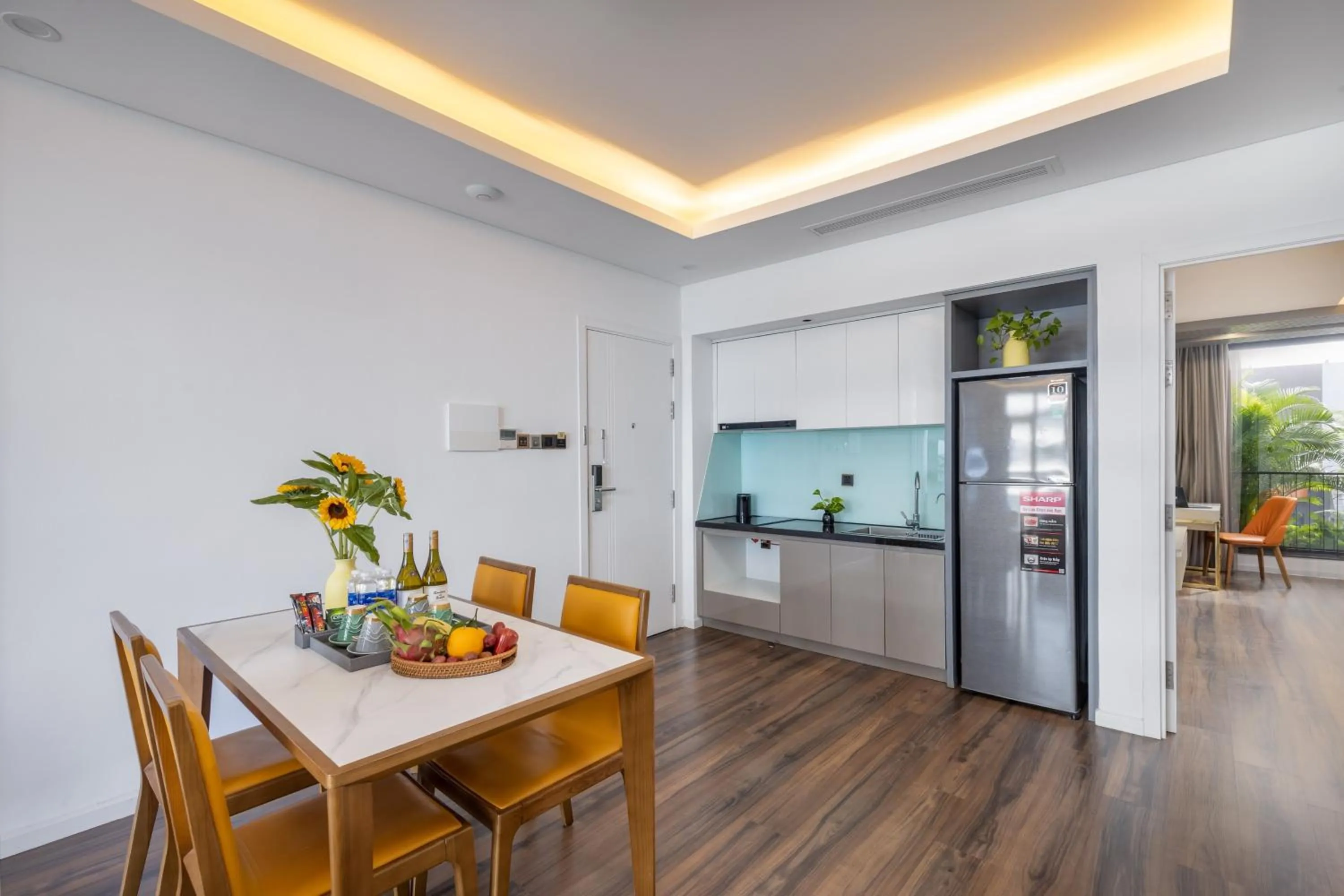 Kitchen or kitchenette in Chi House Danang Hotel and Apartment