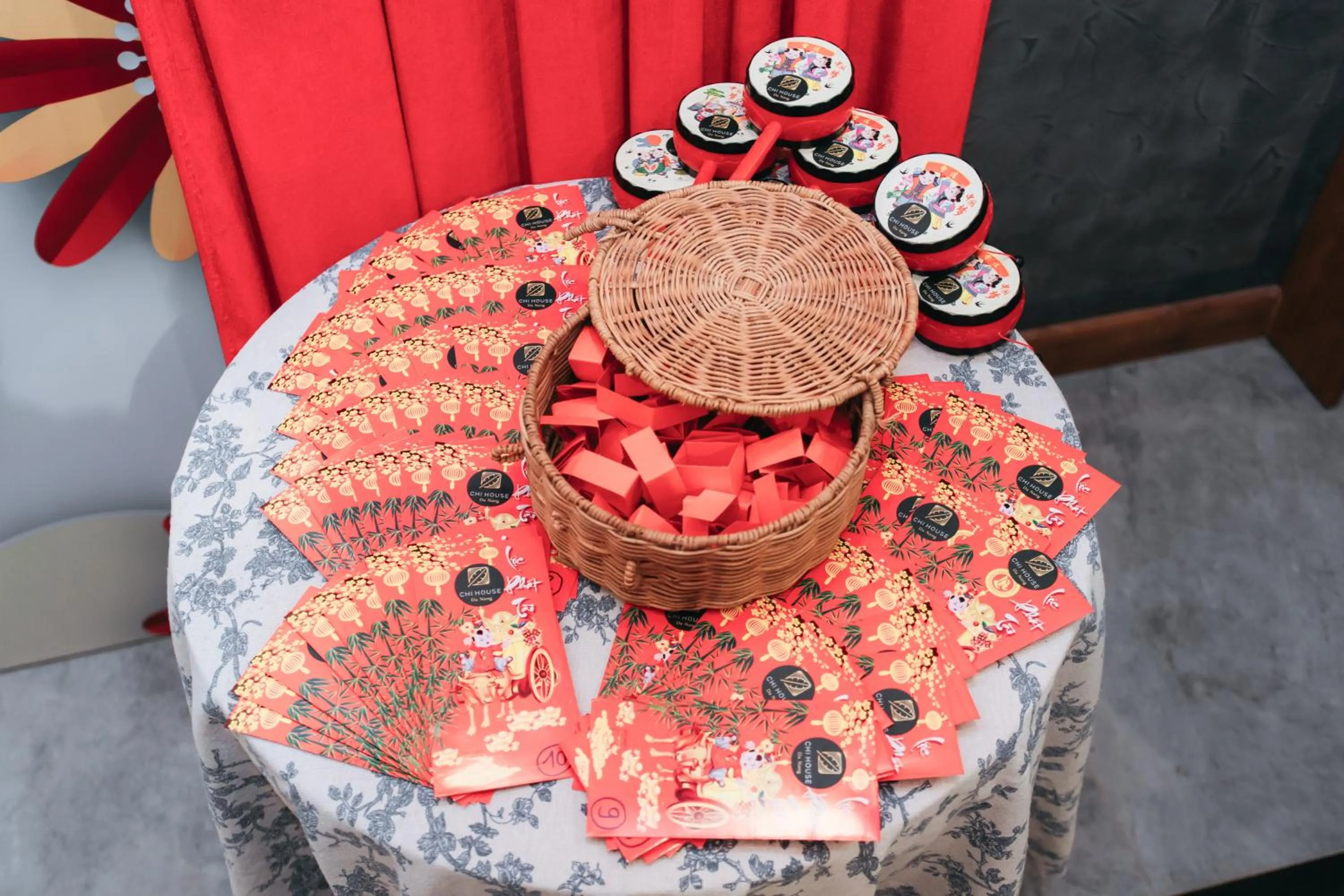 Restaurant/places to eat in Chi House Danang Hotel and Apartment